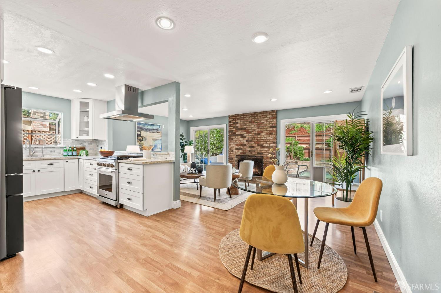 Detail Gallery Image 9 of 59 For 1548 Fieldcrest Dr, Pleasant Hill,  CA 94523 - 4 Beds | 2/1 Baths