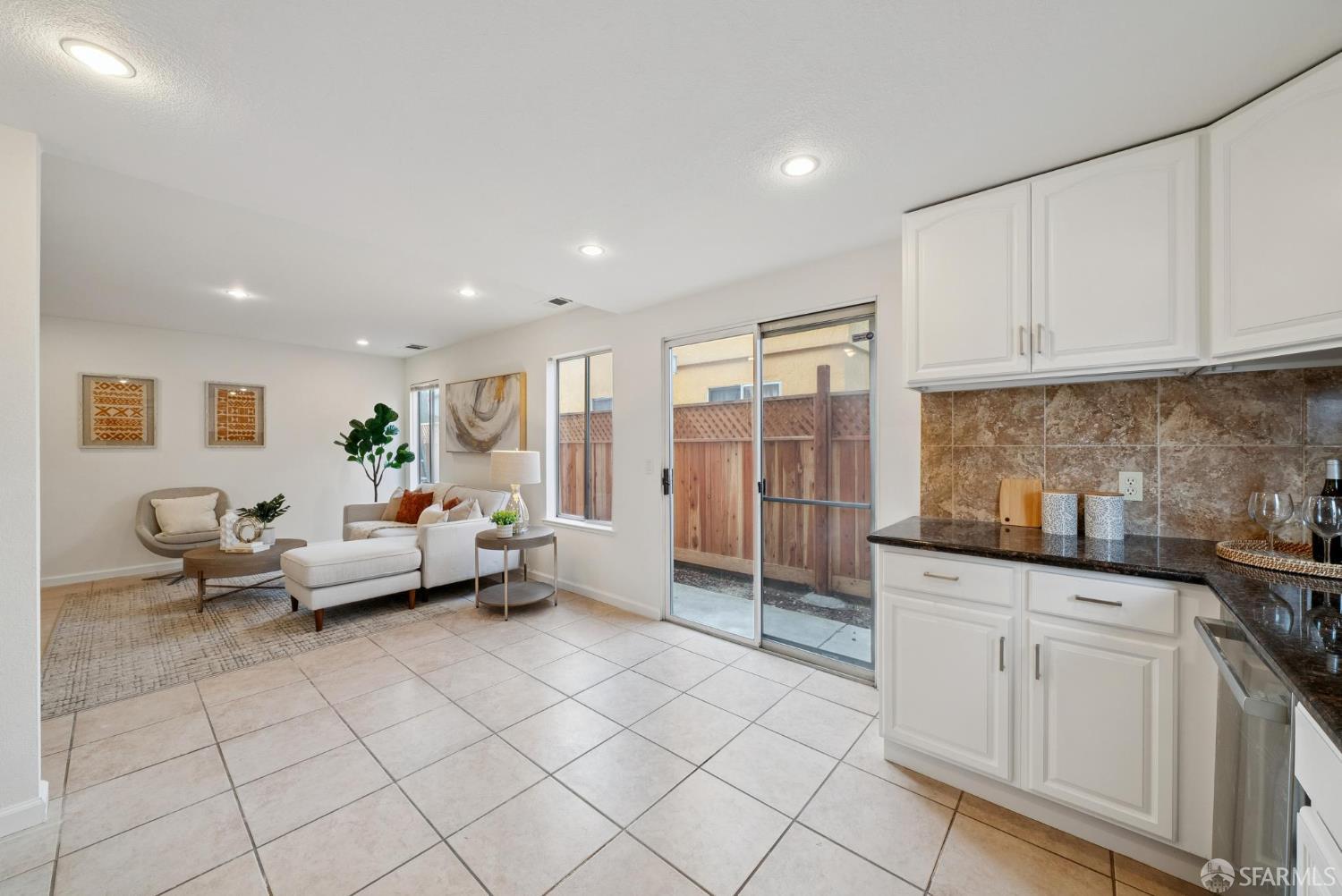 Detail Gallery Image 22 of 54 For 4469 Pampas Cir, Antioch,  CA 94531 - 3 Beds | 2/1 Baths