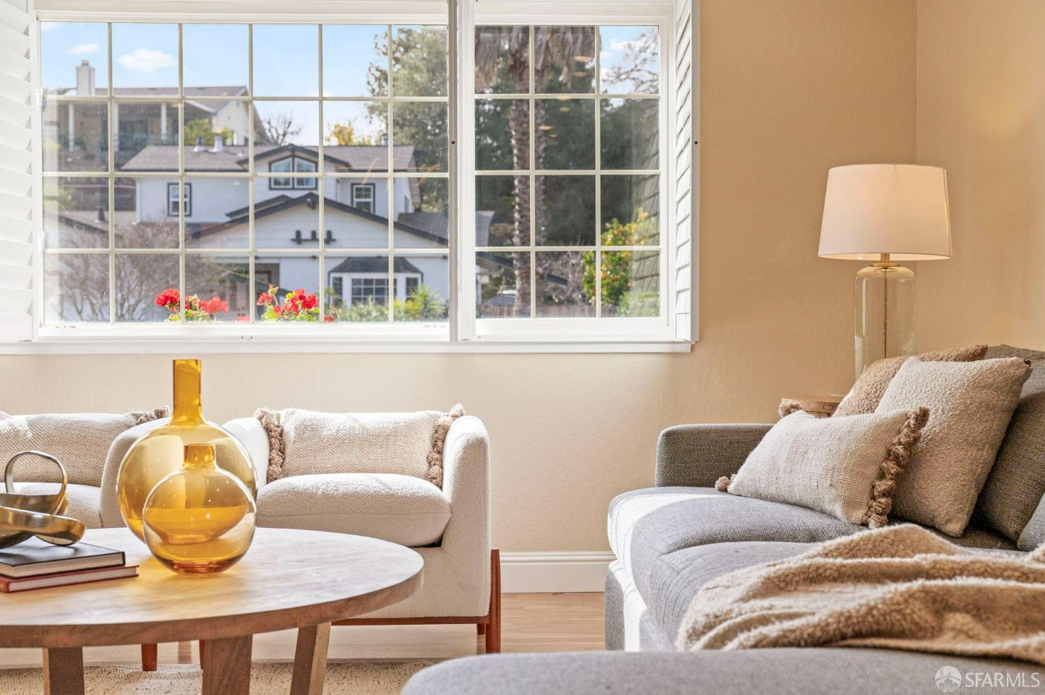 Detail Gallery Image 26 of 59 For 1548 Fieldcrest Dr, Pleasant Hill,  CA 94523 - 4 Beds | 2/1 Baths