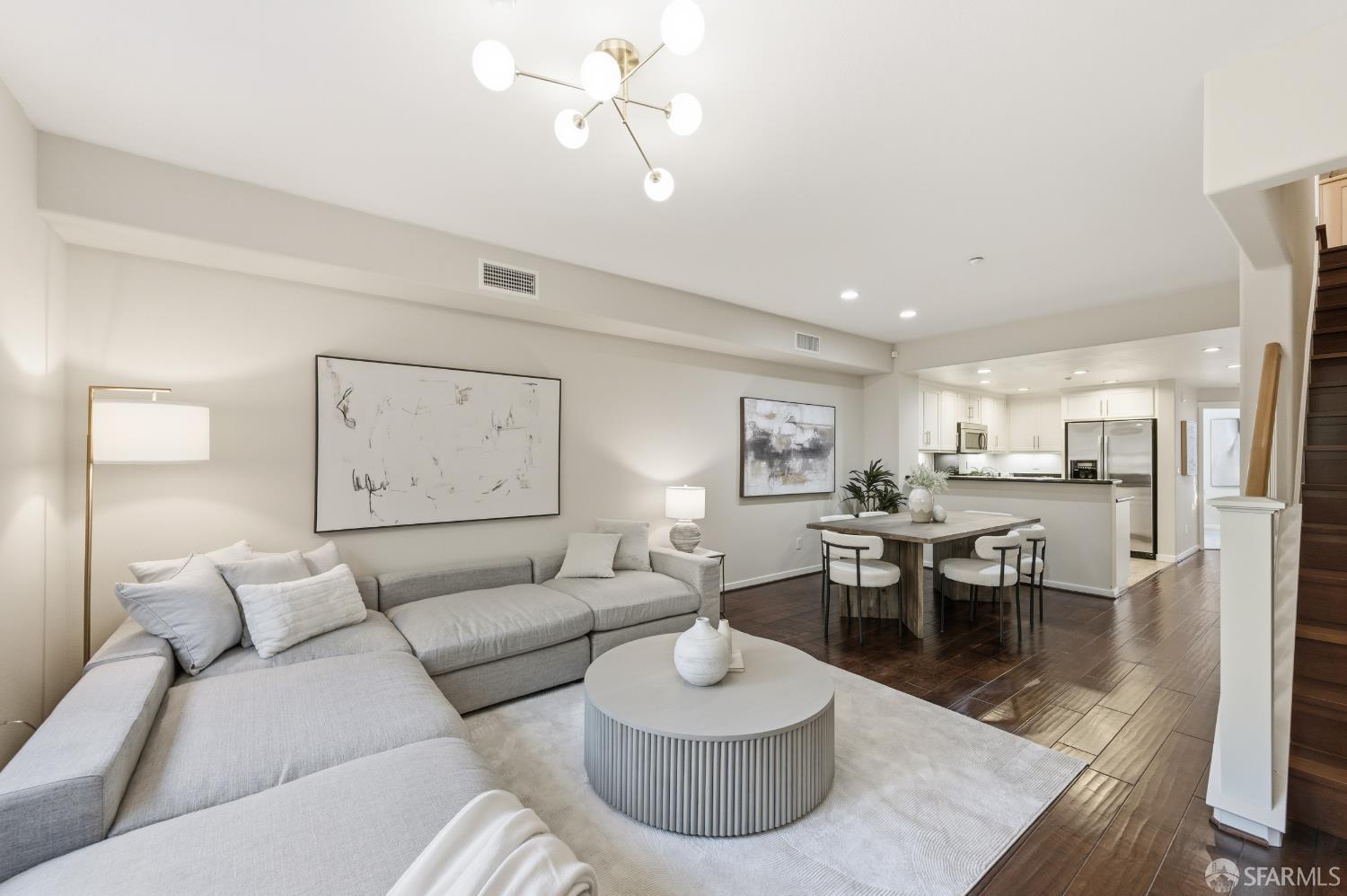 Photo #11: 426099847 Listing: Photo #11