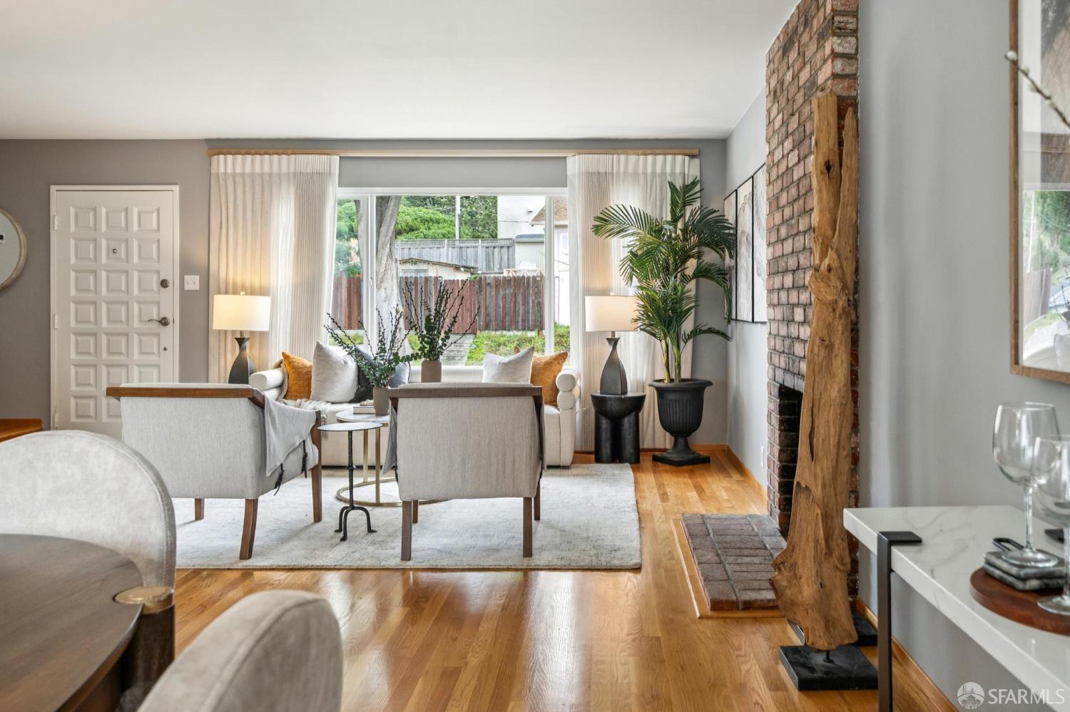 Detail Gallery Image 7 of 55 For 370 Horizon Way, Pacifica,  CA 94044 - 2 Beds | 1/1 Baths