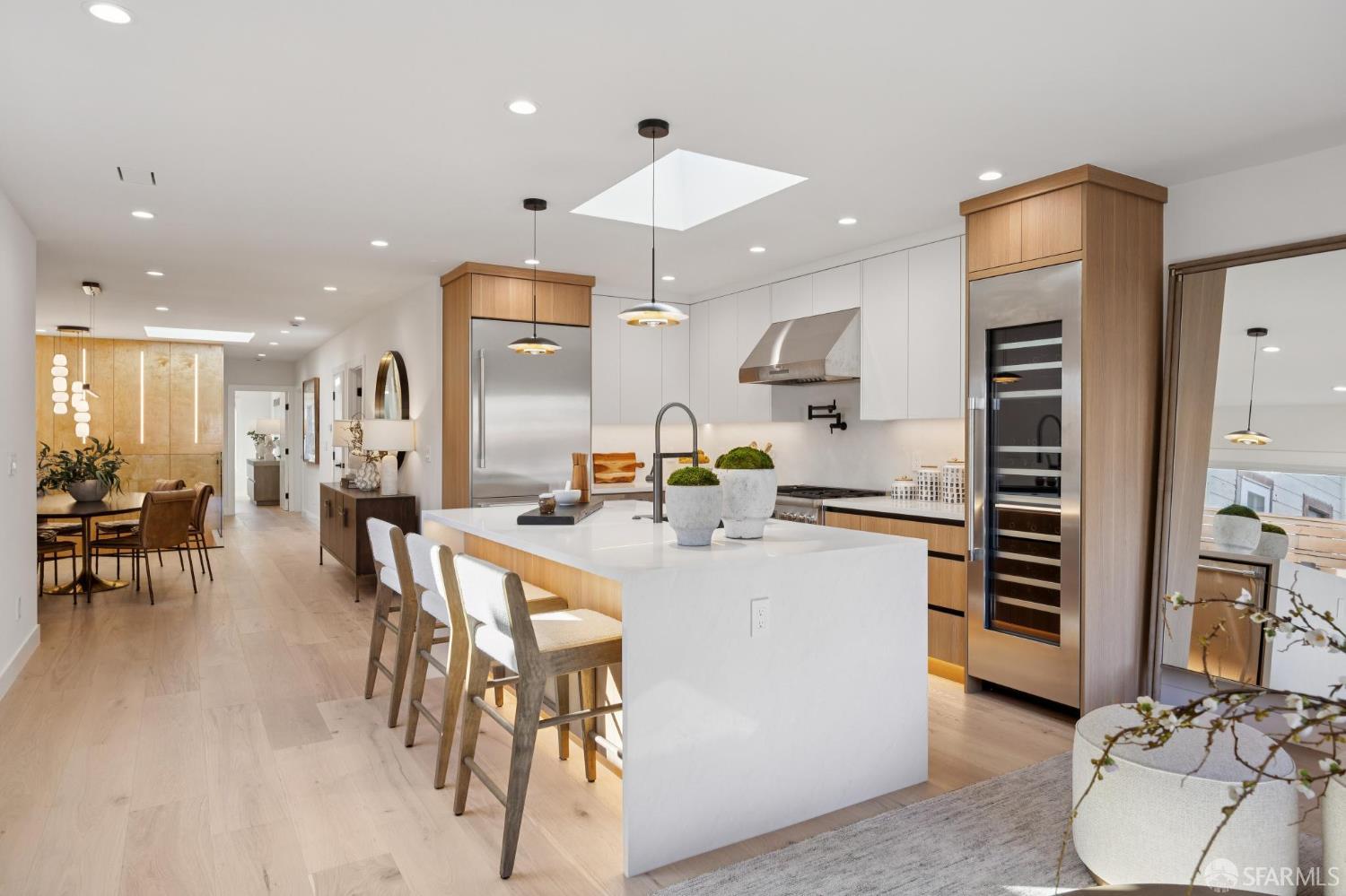 Detail Gallery Image 14 of 60 For 2020 20th Ave, San Francisco,  CA 94116 - 4 Beds | 3 Baths