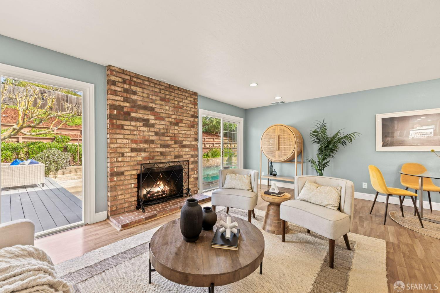 Detail Gallery Image 3 of 59 For 1548 Fieldcrest Dr, Pleasant Hill,  CA 94523 - 4 Beds | 2/1 Baths