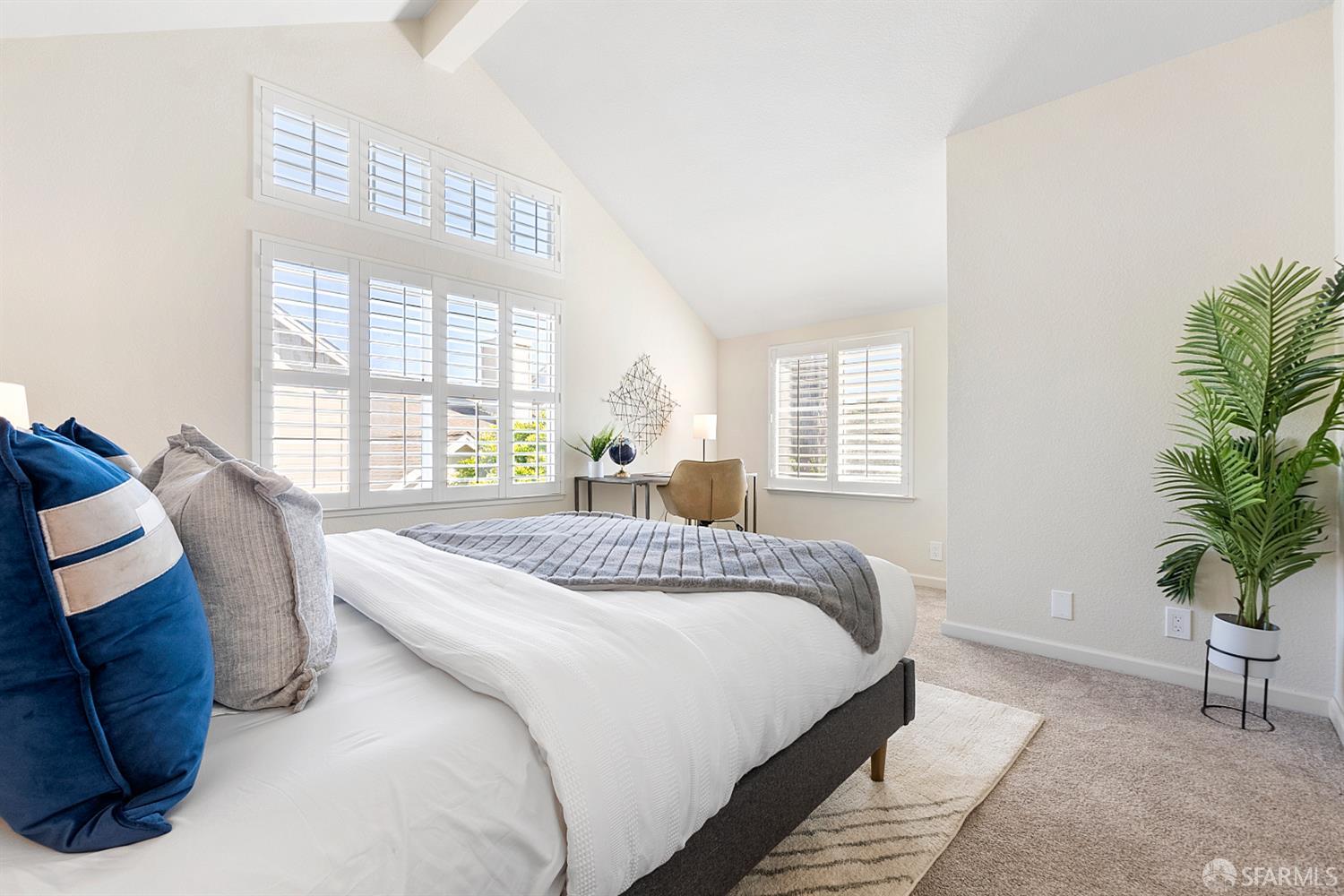 Detail Gallery Image 12 of 23 For 36 Bannister Way, Alameda,  CA 94502 - 2 Beds | 2/1 Baths