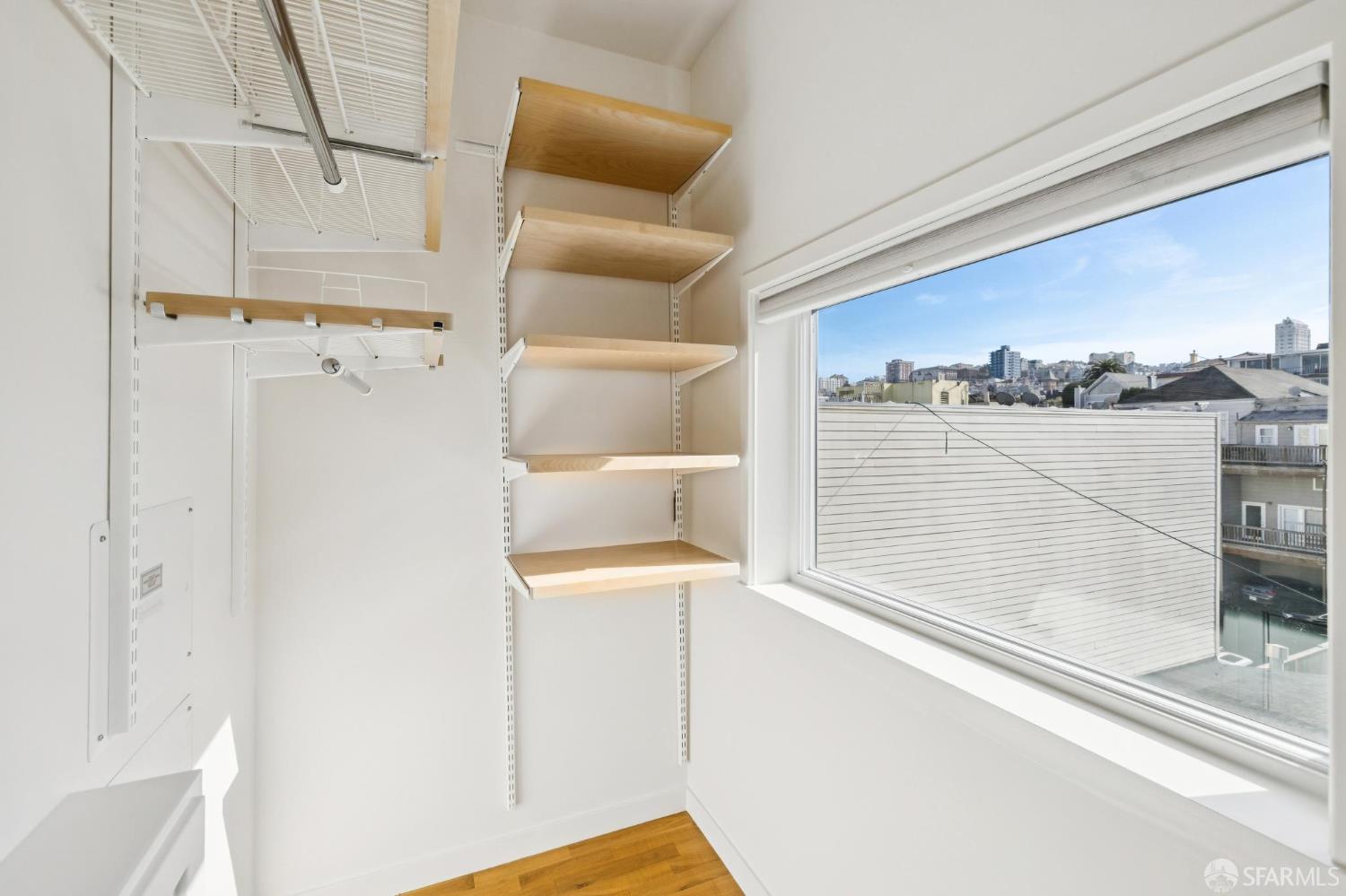 Detail Gallery Image 30 of 41 For 3190 Scott St #308,  San Francisco,  CA 94123 - 2 Beds | 2 Baths