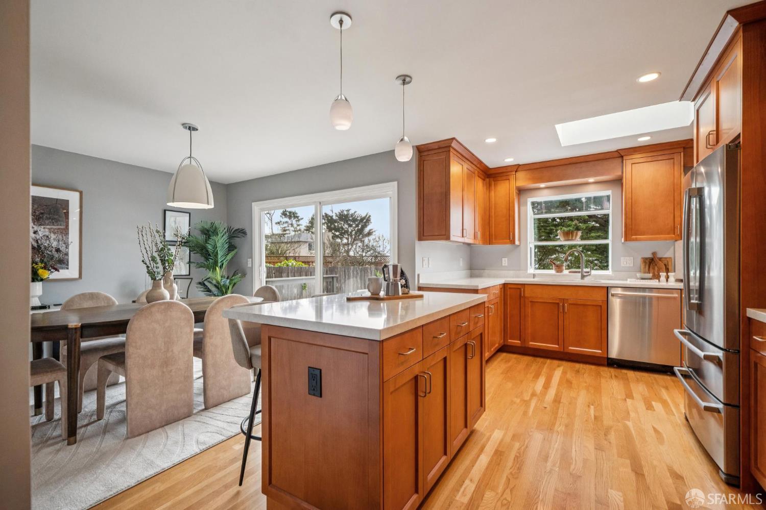 Detail Gallery Image 22 of 55 For 370 Horizon Way, Pacifica,  CA 94044 - 2 Beds | 1/1 Baths