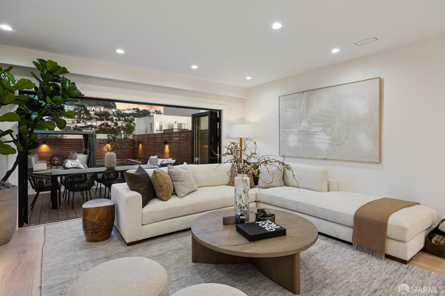 Detail Gallery Image 53 of 60 For 2020 20th Ave, San Francisco,  CA 94116 - 4 Beds | 3 Baths