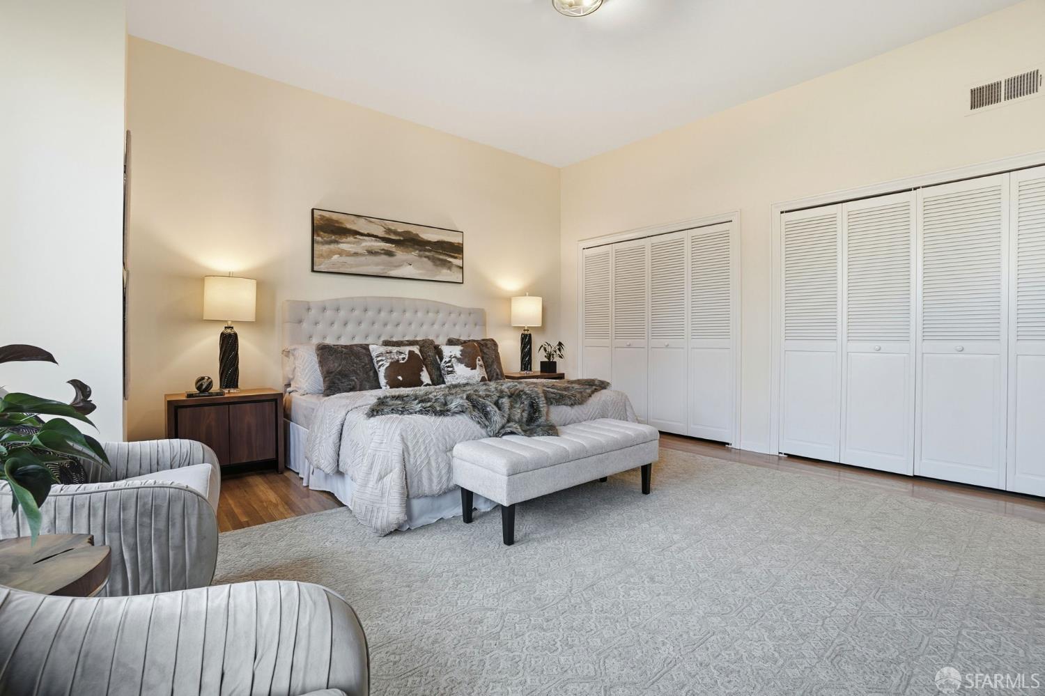 Detail Gallery Image 24 of 42 For 1760 Pacific Ave #4,  San Francisco,  CA 94109 - 3 Beds | 2 Baths