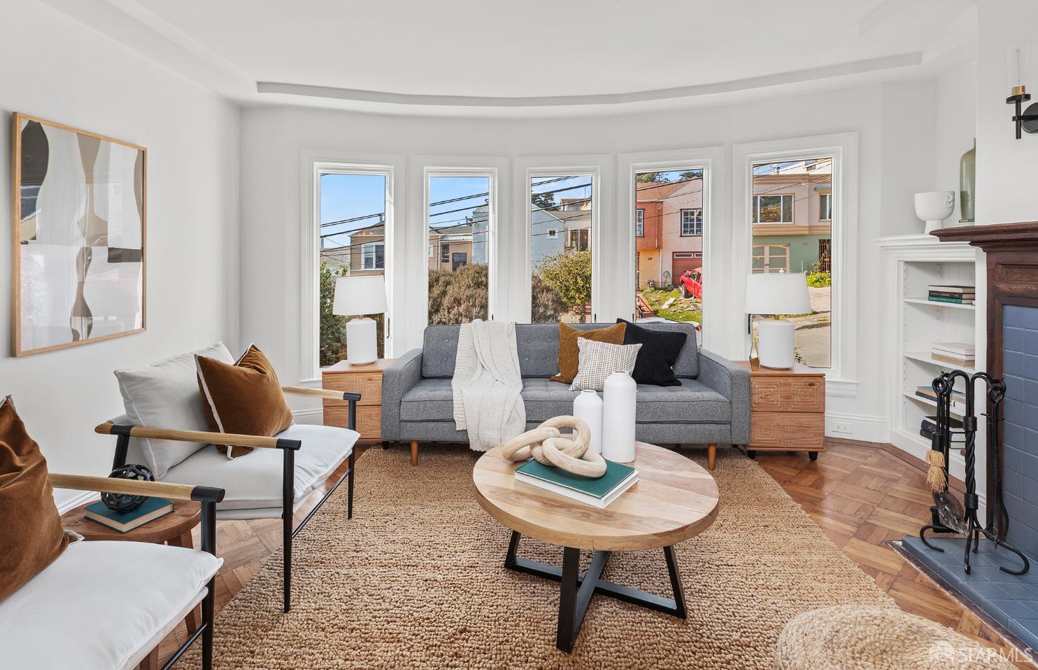 Detail Gallery Image 3 of 36 For 542 Head St, San Francisco,  CA 94132 - 2 Beds | 1 Baths