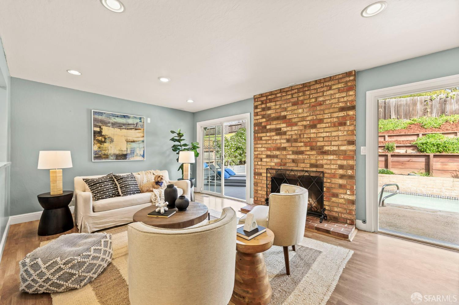 Detail Gallery Image 6 of 59 For 1548 Fieldcrest Dr, Pleasant Hill,  CA 94523 - 4 Beds | 2/1 Baths