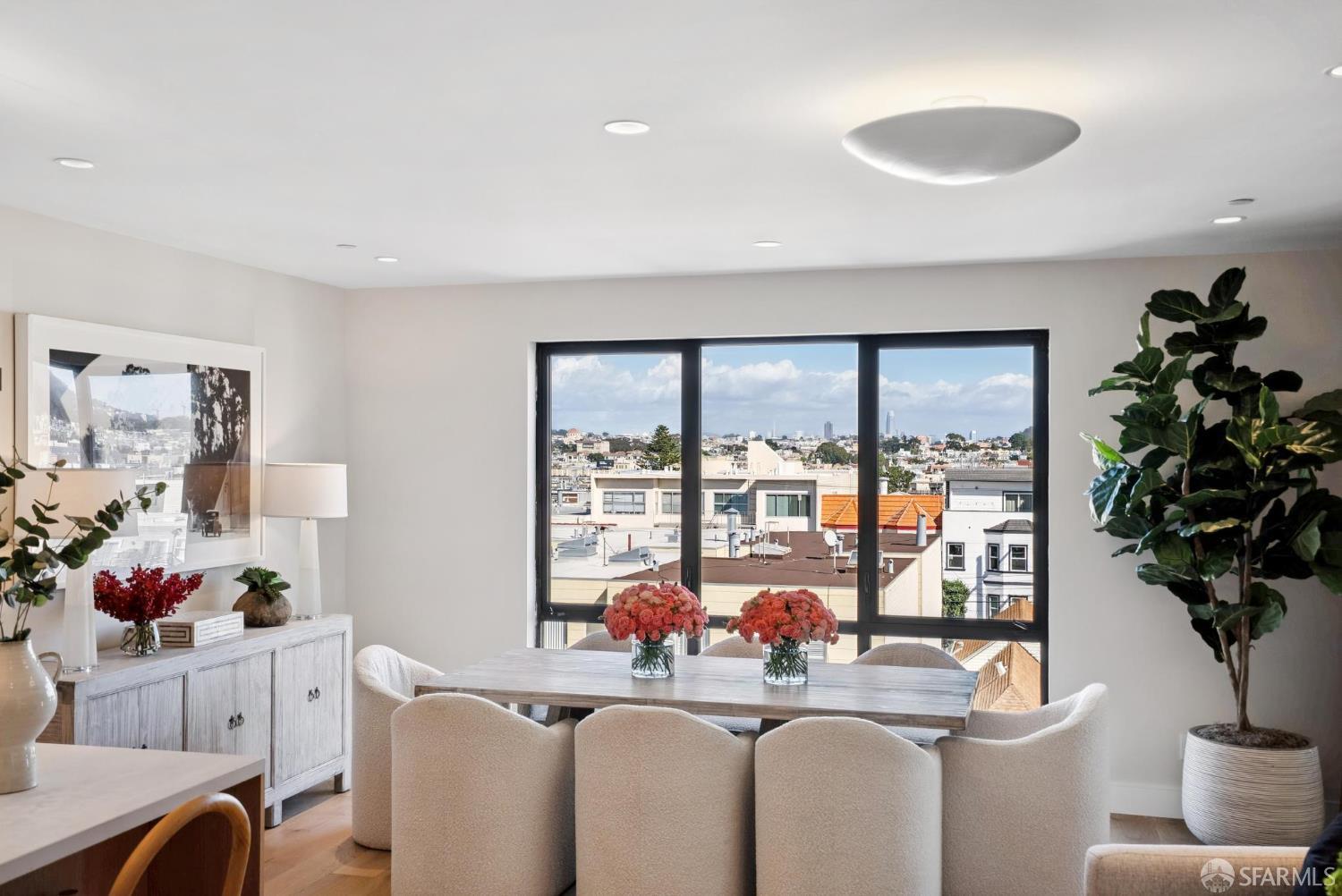 Detail Gallery Image 13 of 34 For 576 27th Ave, San Francisco,  CA 94121 - 3 Beds | 2/1 Baths