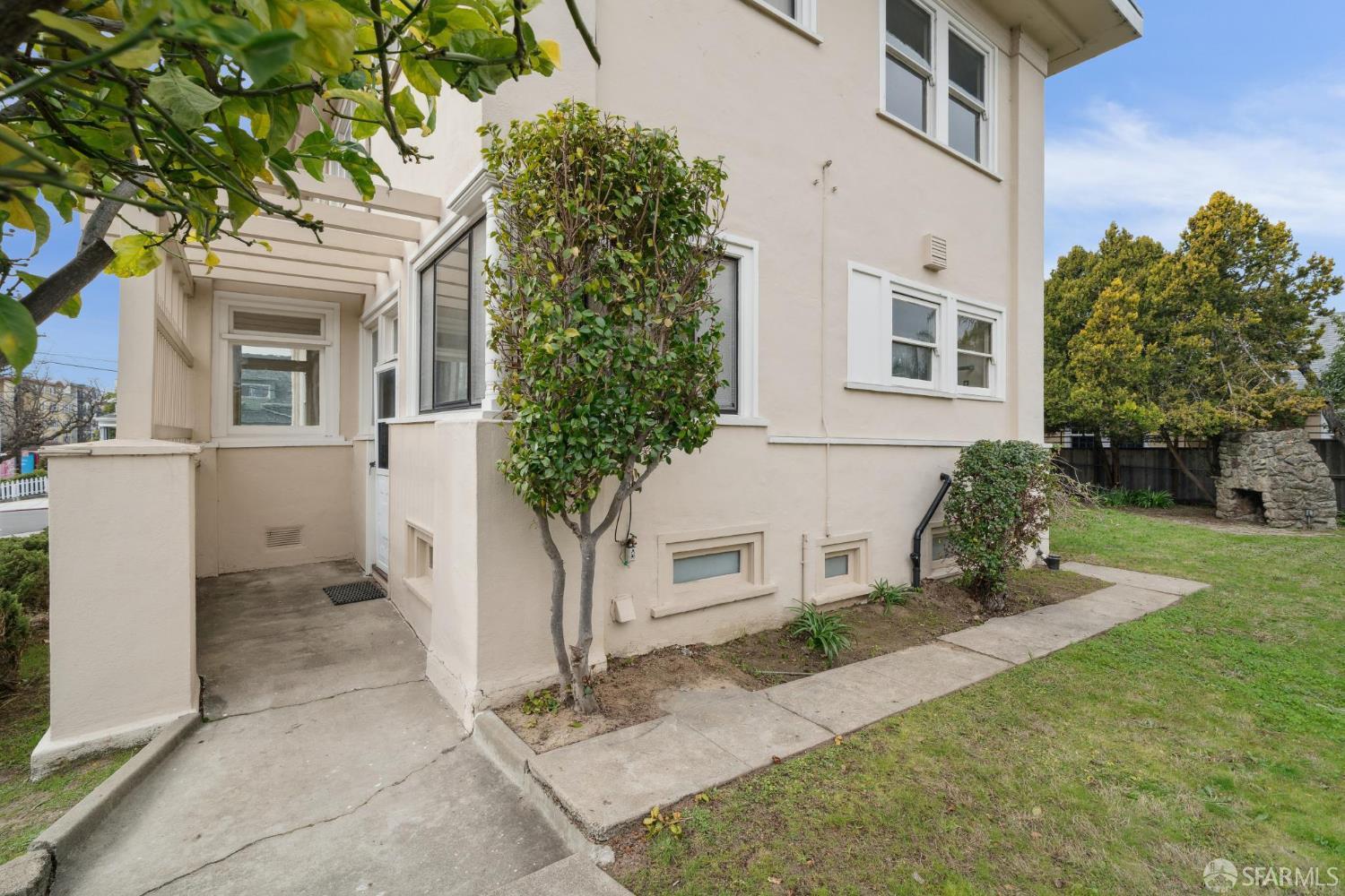 Detail Gallery Image 47 of 47 For 402 Newton Ave, Oakland,  CA 94606 - 5 Beds | 1 Baths