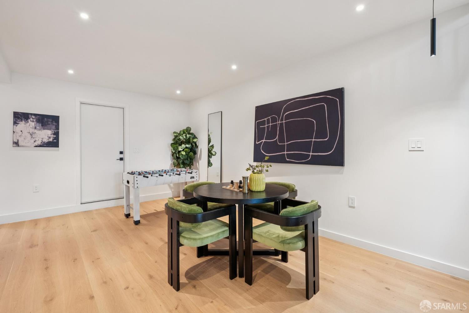 Detail Gallery Image 83 of 99 For 382 Lisbon St, San Francisco,  CA 94112 - 3 Beds | 4/1 Baths