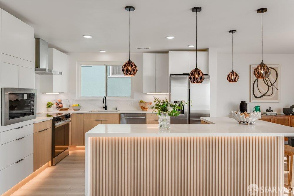 Detail Gallery Image 26 of 83 For 99 Montebello Dr, Daly City,  CA 94015 - 4 Beds | 3 Baths