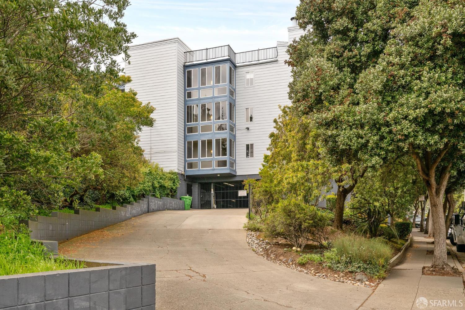 Detail Gallery Image 33 of 35 For 5320 Diamond Heights Blvd 202k,  San Francisco,  CA 94117 - 1 Beds | 1 Baths