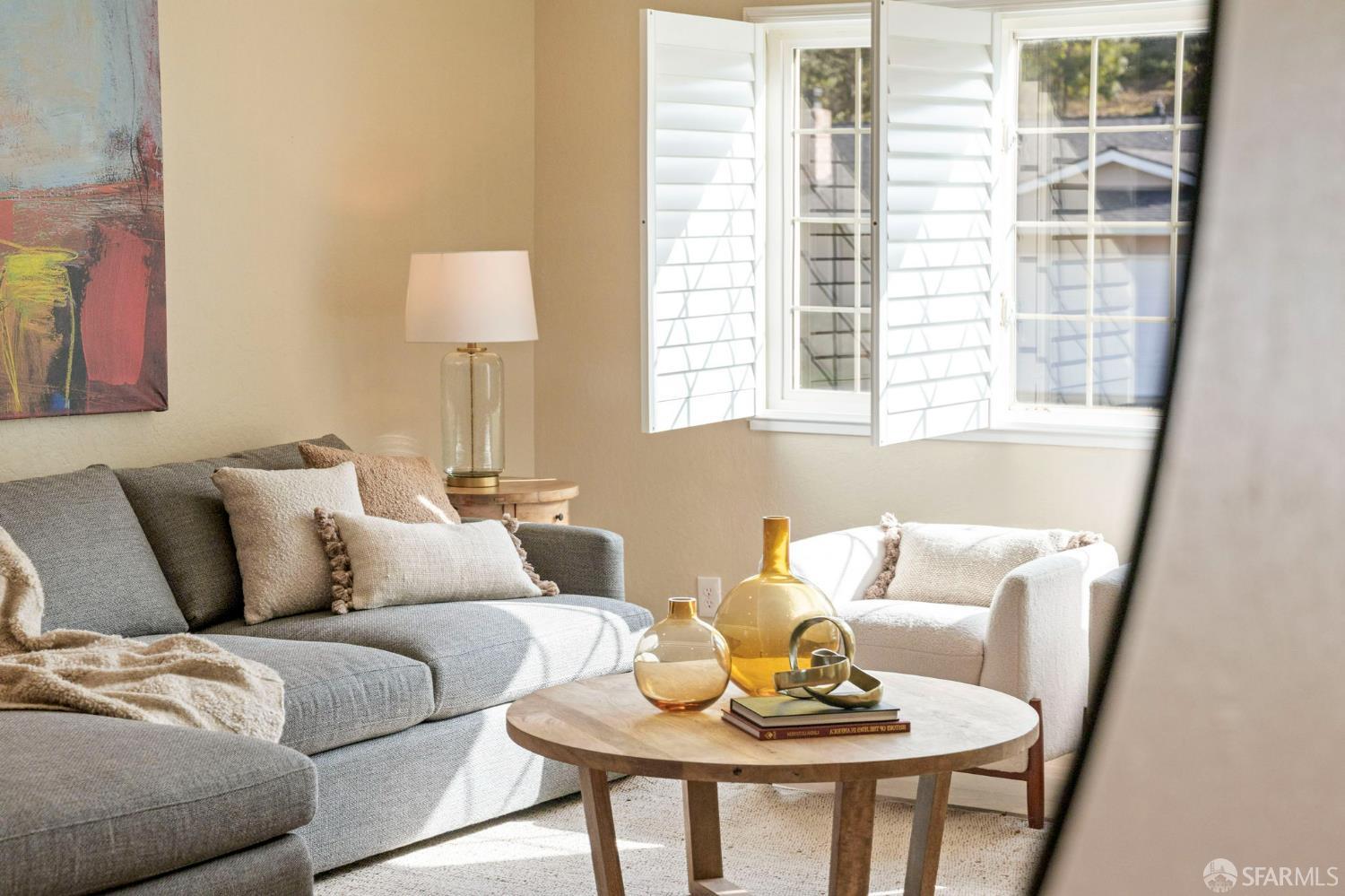 Detail Gallery Image 24 of 59 For 1548 Fieldcrest Dr, Pleasant Hill,  CA 94523 - 4 Beds | 2/1 Baths