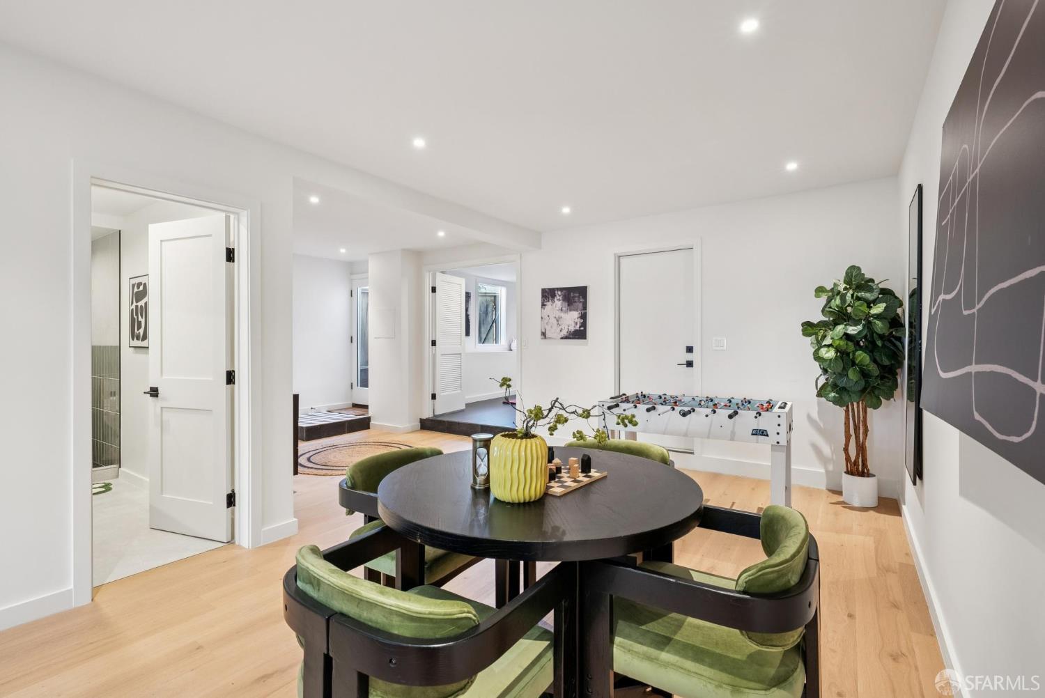 Detail Gallery Image 81 of 99 For 382 Lisbon St, San Francisco,  CA 94112 - 3 Beds | 4/1 Baths