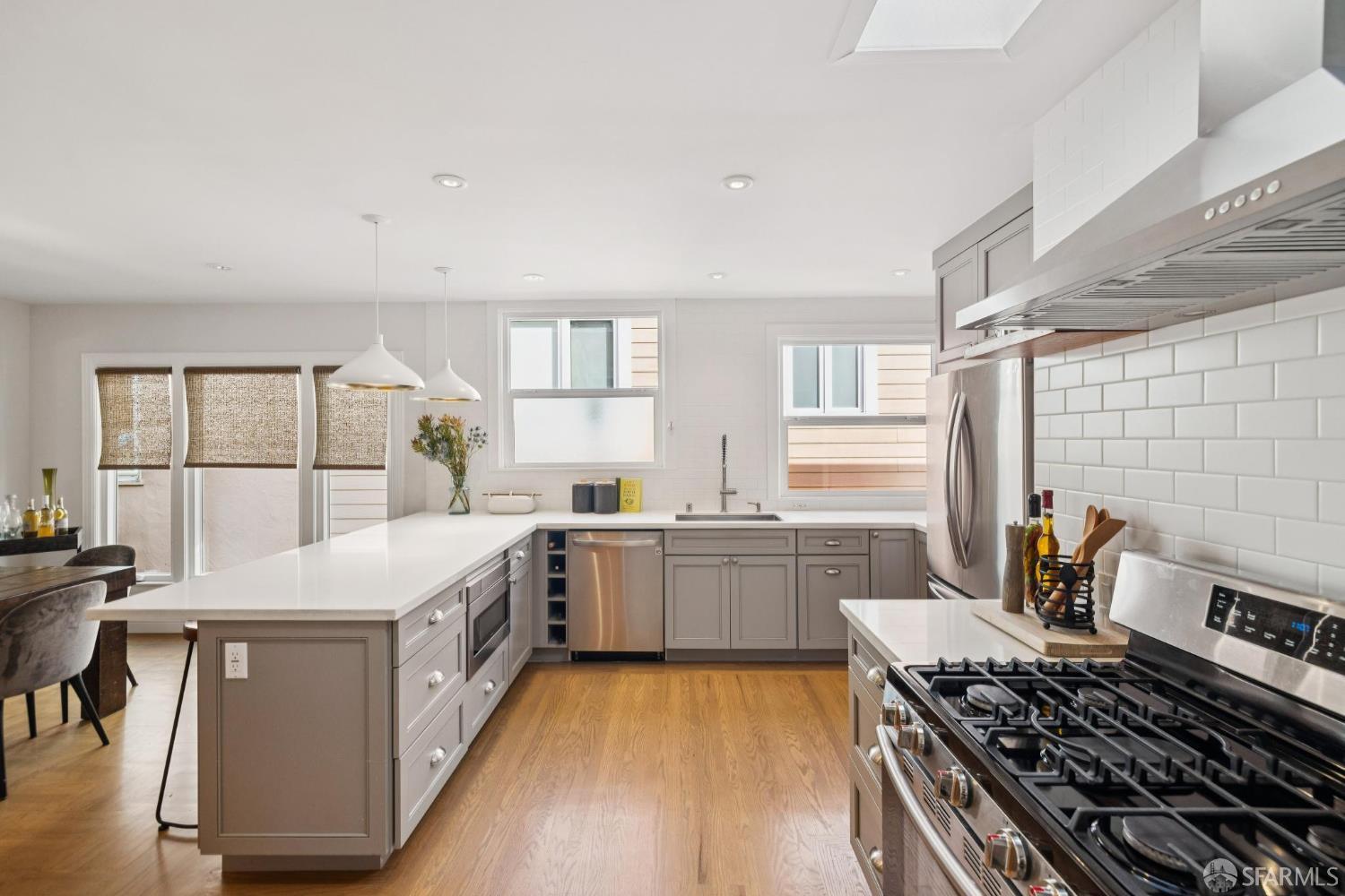 Detail Gallery Image 16 of 51 For 575 Teresita Blvd, San Francisco,  CA 94127 - 3 Beds | 2 Baths