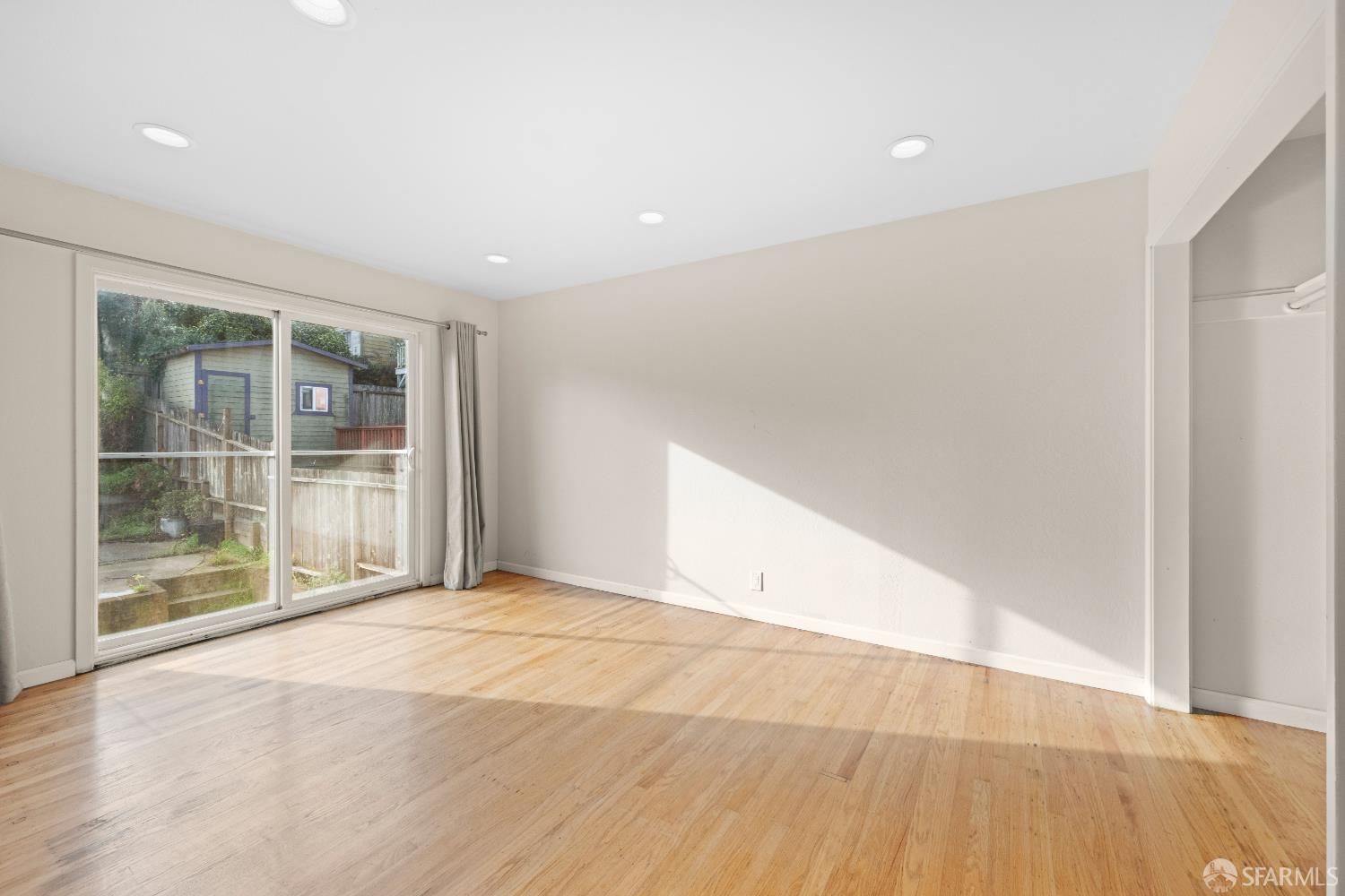 Detail Gallery Image 12 of 21 For 329 Woolsey St, San Francisco,  CA 94134 - – Beds | – Baths