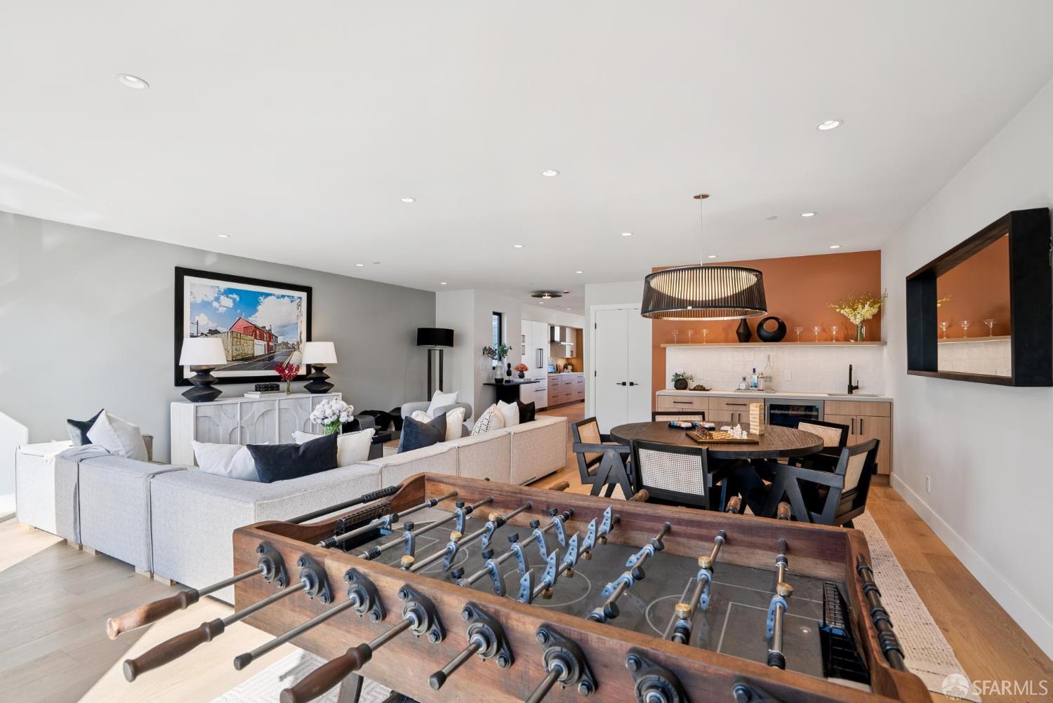 Detail Gallery Image 5 of 34 For 576 27th Ave, San Francisco,  CA 94121 - 3 Beds | 2/1 Baths