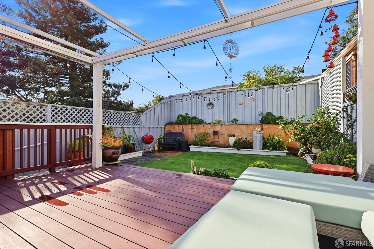 Detail Gallery Image 20 of 28 For 539 Chestnut Ave, San Bruno,  CA 94066 - 4 Beds | 3 Baths