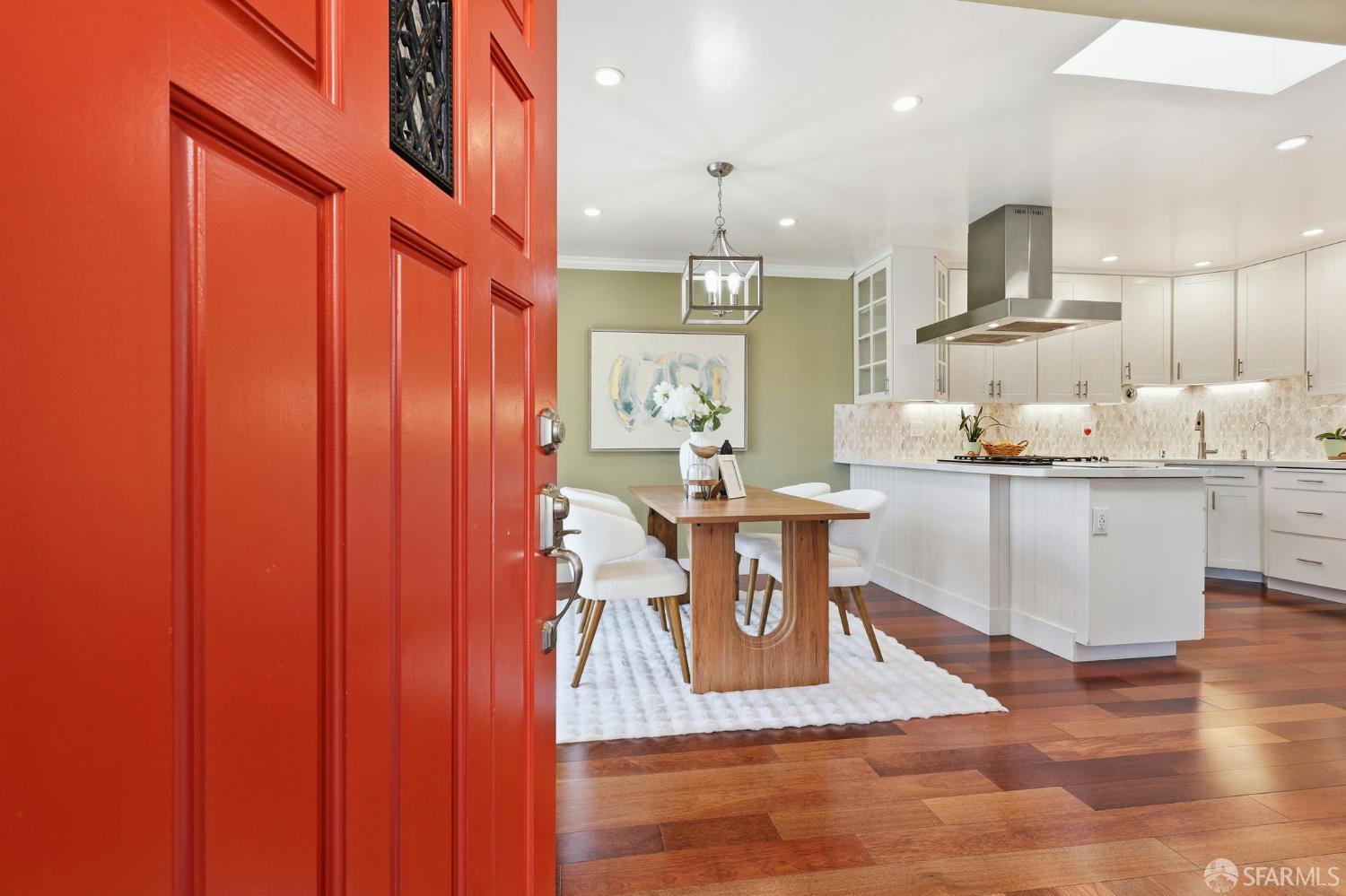 Detail Gallery Image 2 of 28 For 539 Chestnut Ave, San Bruno,  CA 94066 - 4 Beds | 3 Baths