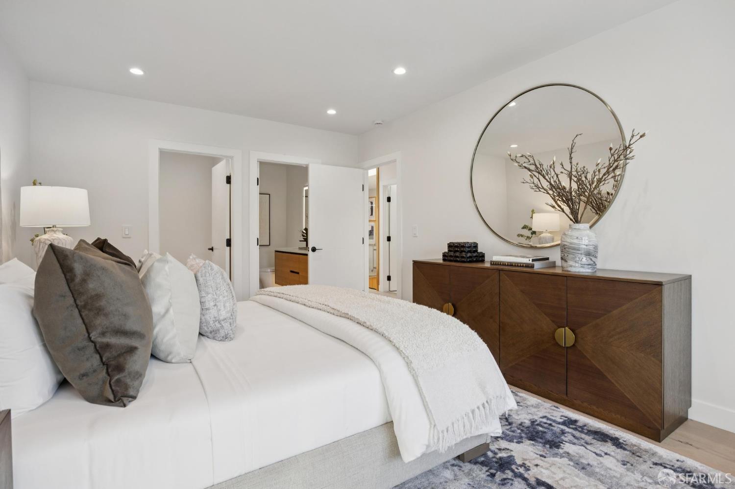 Detail Gallery Image 35 of 60 For 2020 20th Ave, San Francisco,  CA 94116 - 4 Beds | 3 Baths