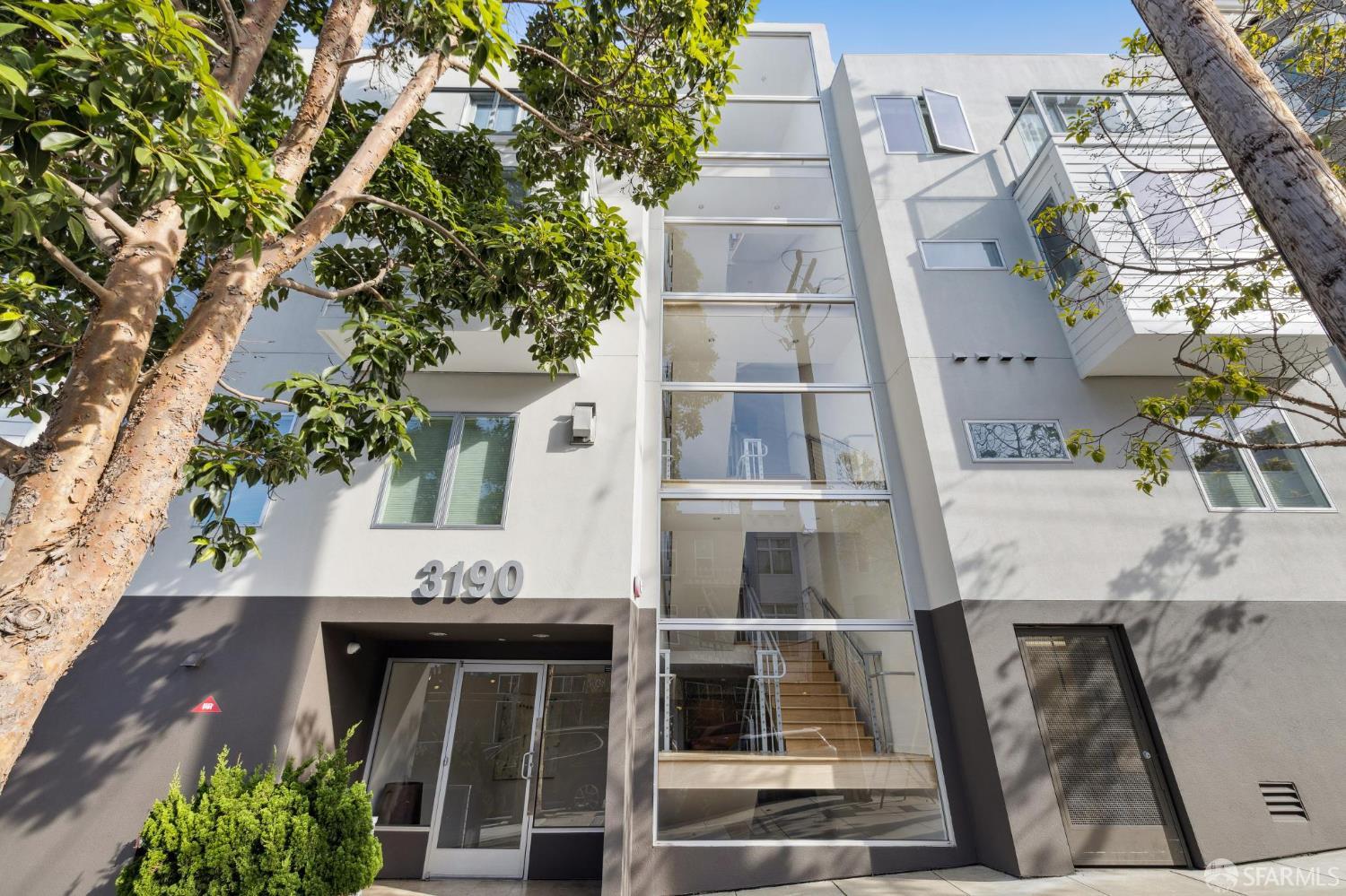 Detail Gallery Image 2 of 41 For 3190 Scott St #308,  San Francisco,  CA 94123 - 2 Beds | 2 Baths