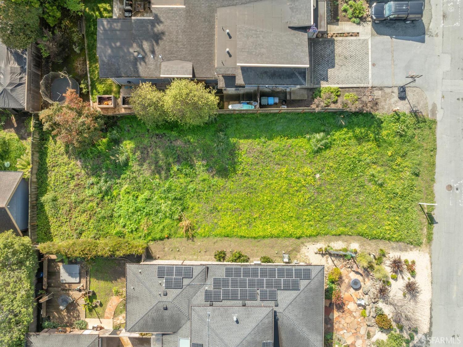 Detail Gallery Image 4 of 15 For 1241 Birch St, Montara,  CA 94037 - – Beds | – Baths