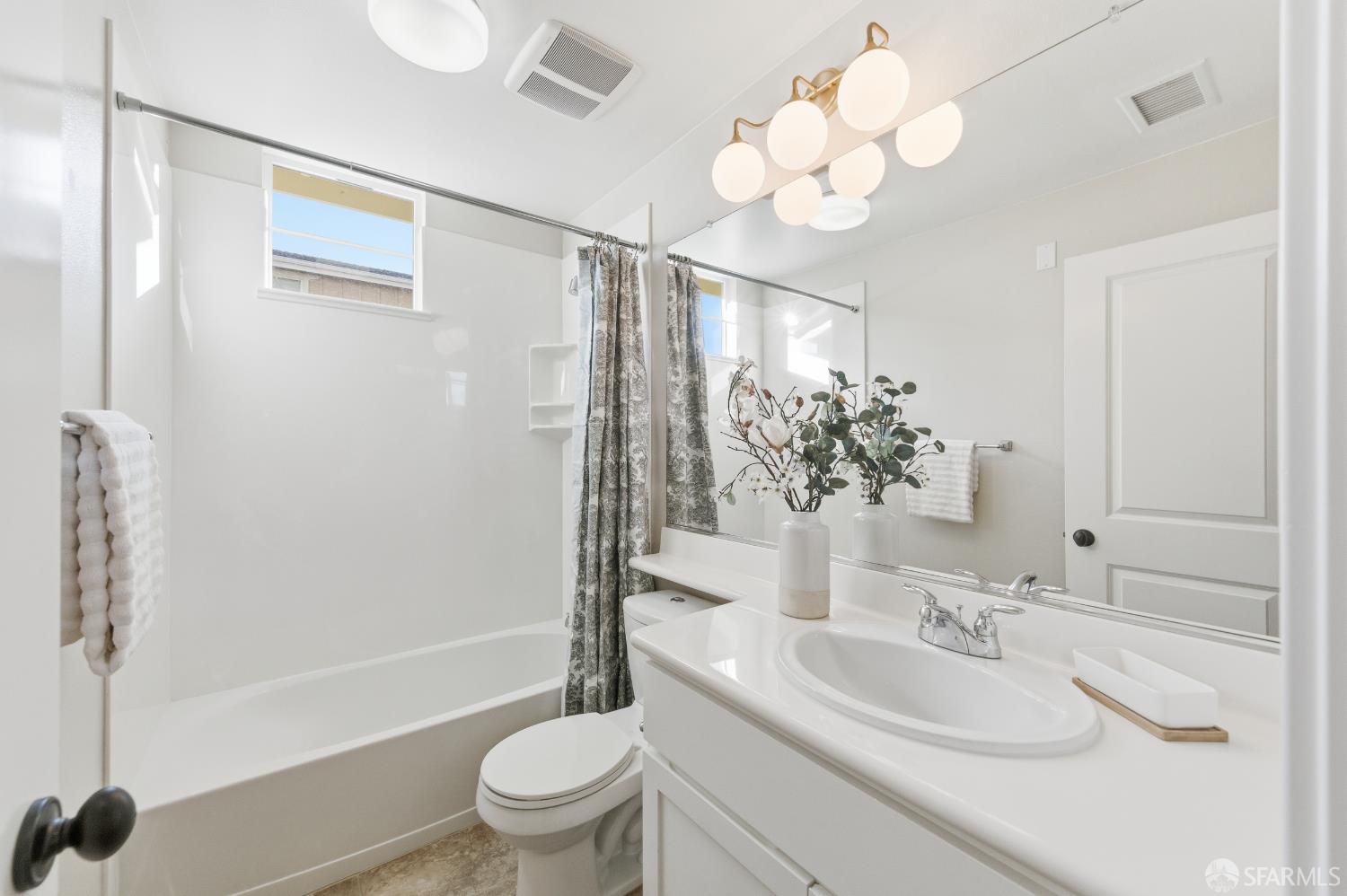 Photo #18: 426099847 Listing: Photo #18