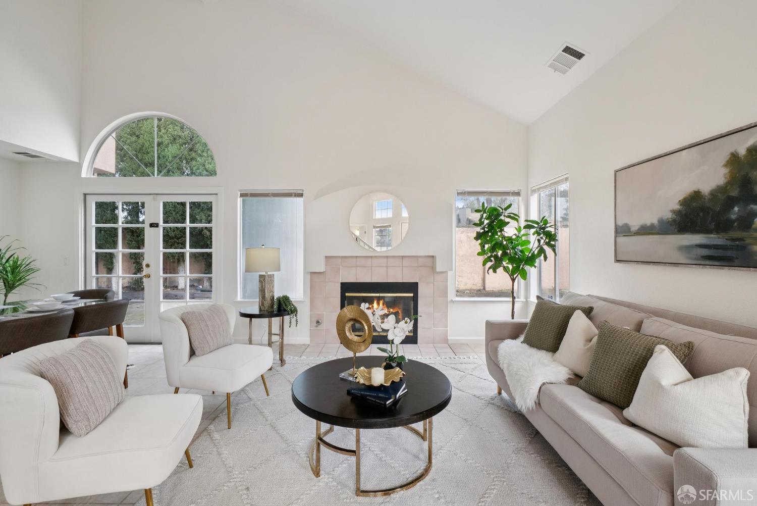 Front Image Thumbnail for SF426098557