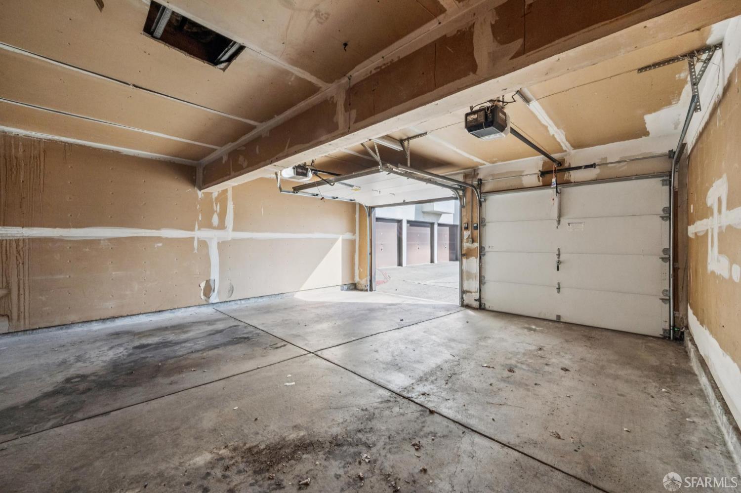 Detail Gallery Image 30 of 31 For 21117 Gary Dr #116,  Castro Valley,  CA 94546 - 2 Beds | 2 Baths