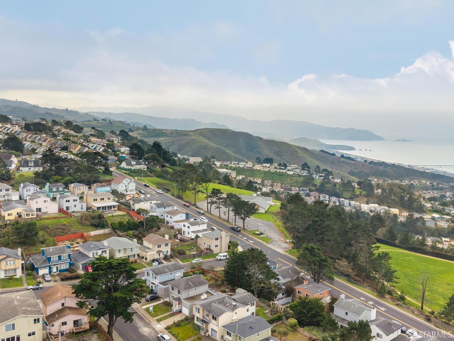 Detail Gallery Image 52 of 55 For 370 Horizon Way, Pacifica,  CA 94044 - 2 Beds | 1/1 Baths