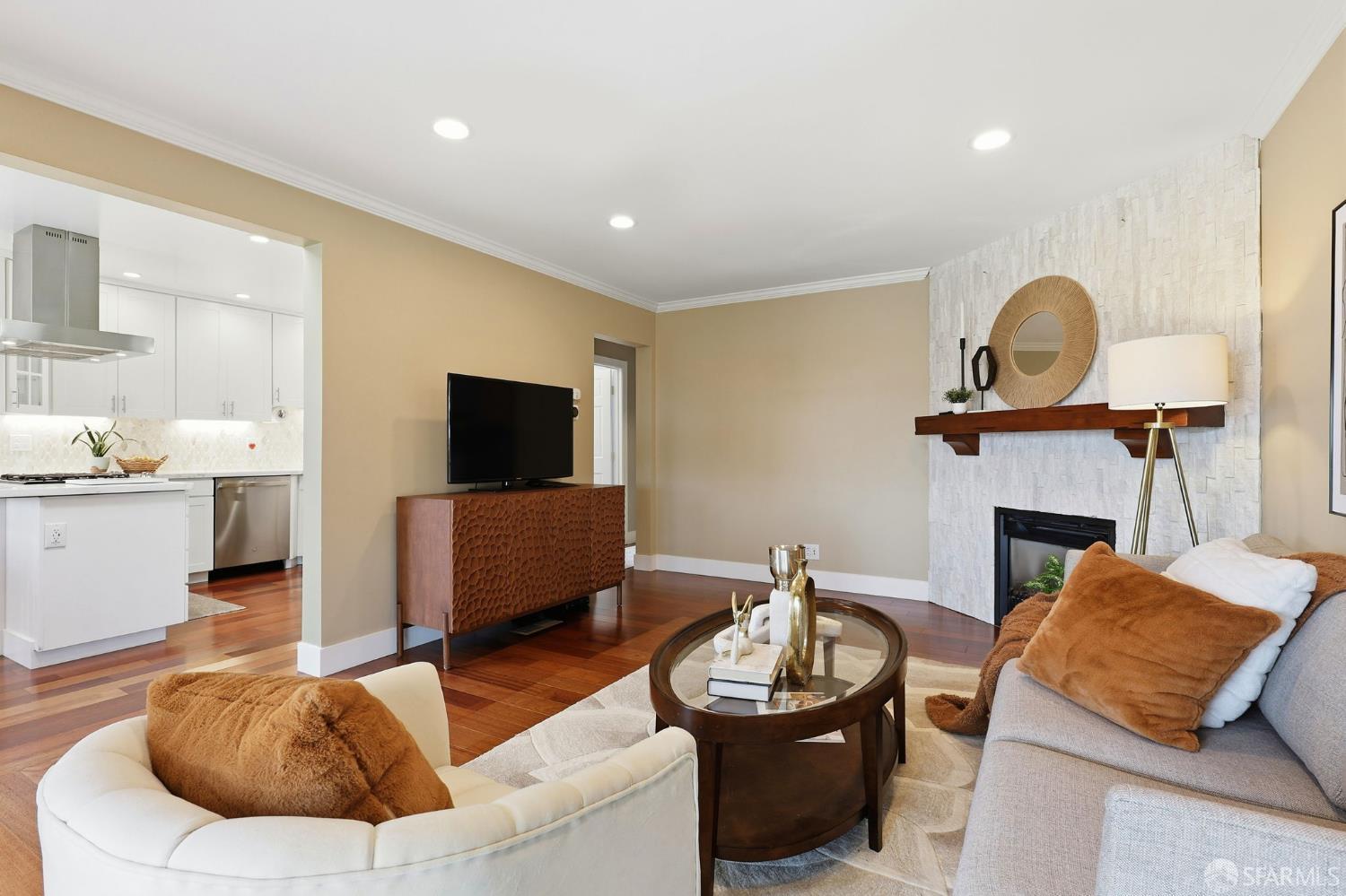 Detail Gallery Image 6 of 28 For 539 Chestnut Ave, San Bruno,  CA 94066 - 4 Beds | 3 Baths