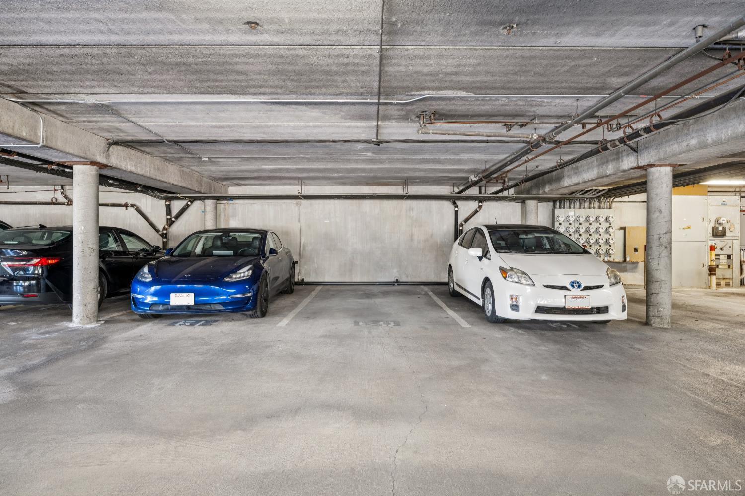 Detail Gallery Image 37 of 49 For 5330 Diamond Heights Blvd #J301,  San Francisco,  CA 94131 - 1 Beds | 1 Baths