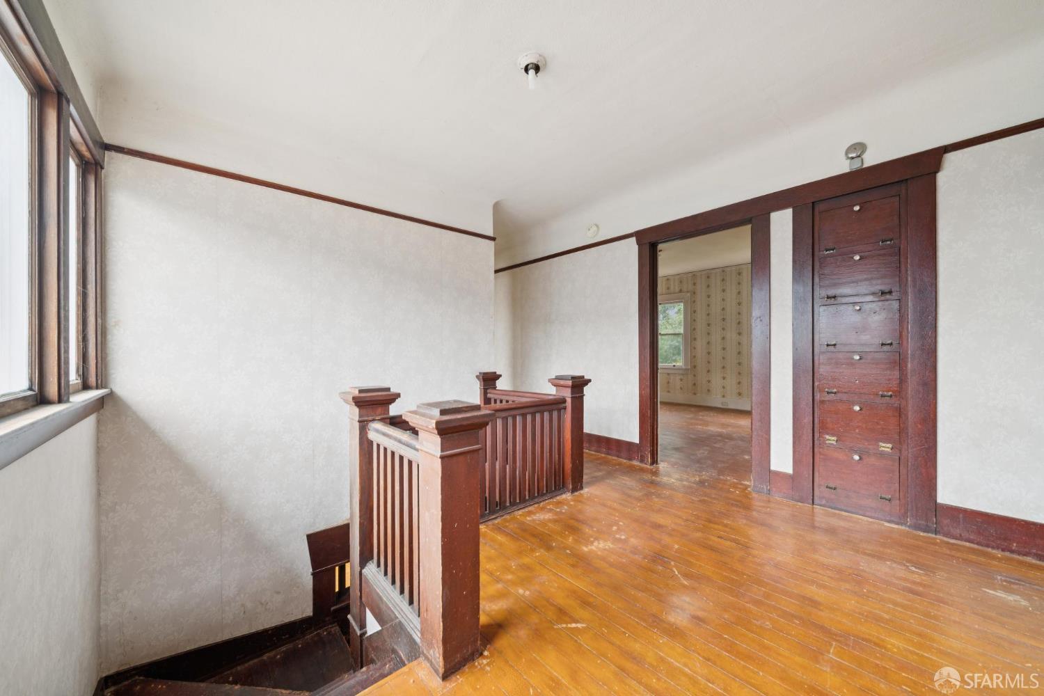 Detail Gallery Image 22 of 47 For 402 Newton Ave, Oakland,  CA 94606 - 5 Beds | 1 Baths