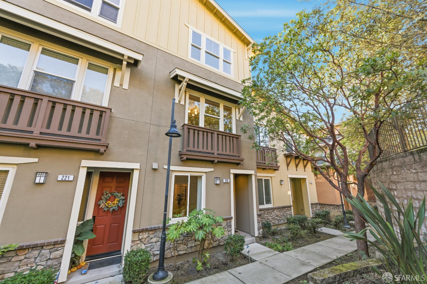 Photo #4: 426099847 Listing: Photo #4