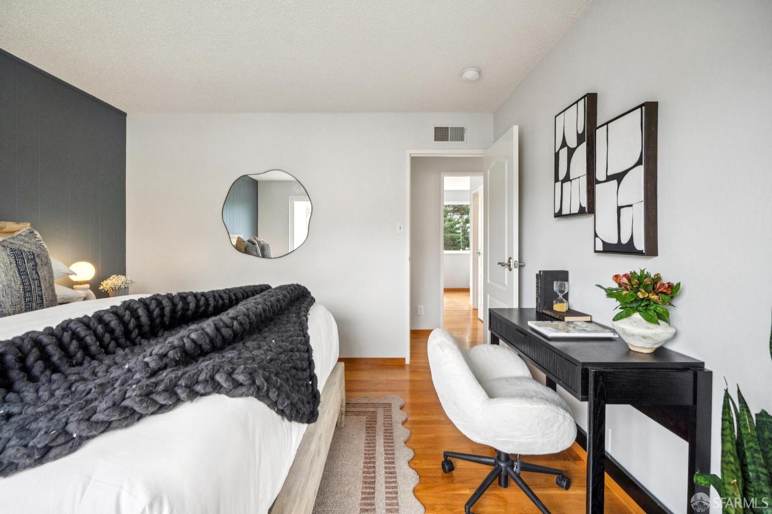 Detail Gallery Image 35 of 55 For 370 Horizon Way, Pacifica,  CA 94044 - 2 Beds | 1/1 Baths