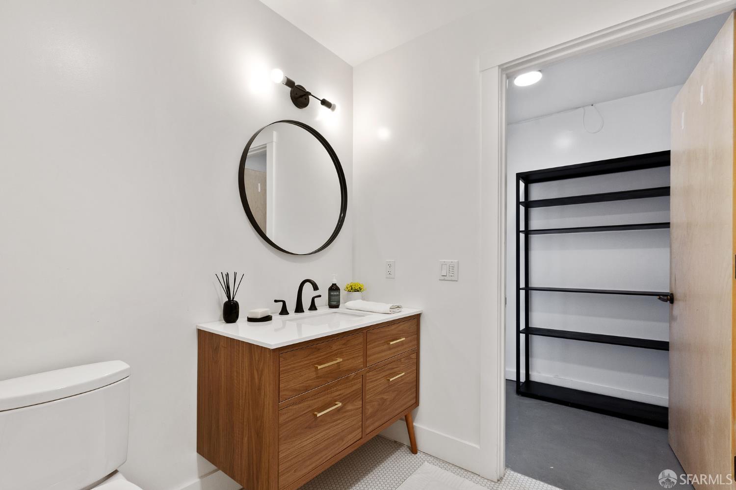 Detail Gallery Image 24 of 43 For 4300 West St, Oakland,  CA 94608 - 0 Beds | 1 Baths