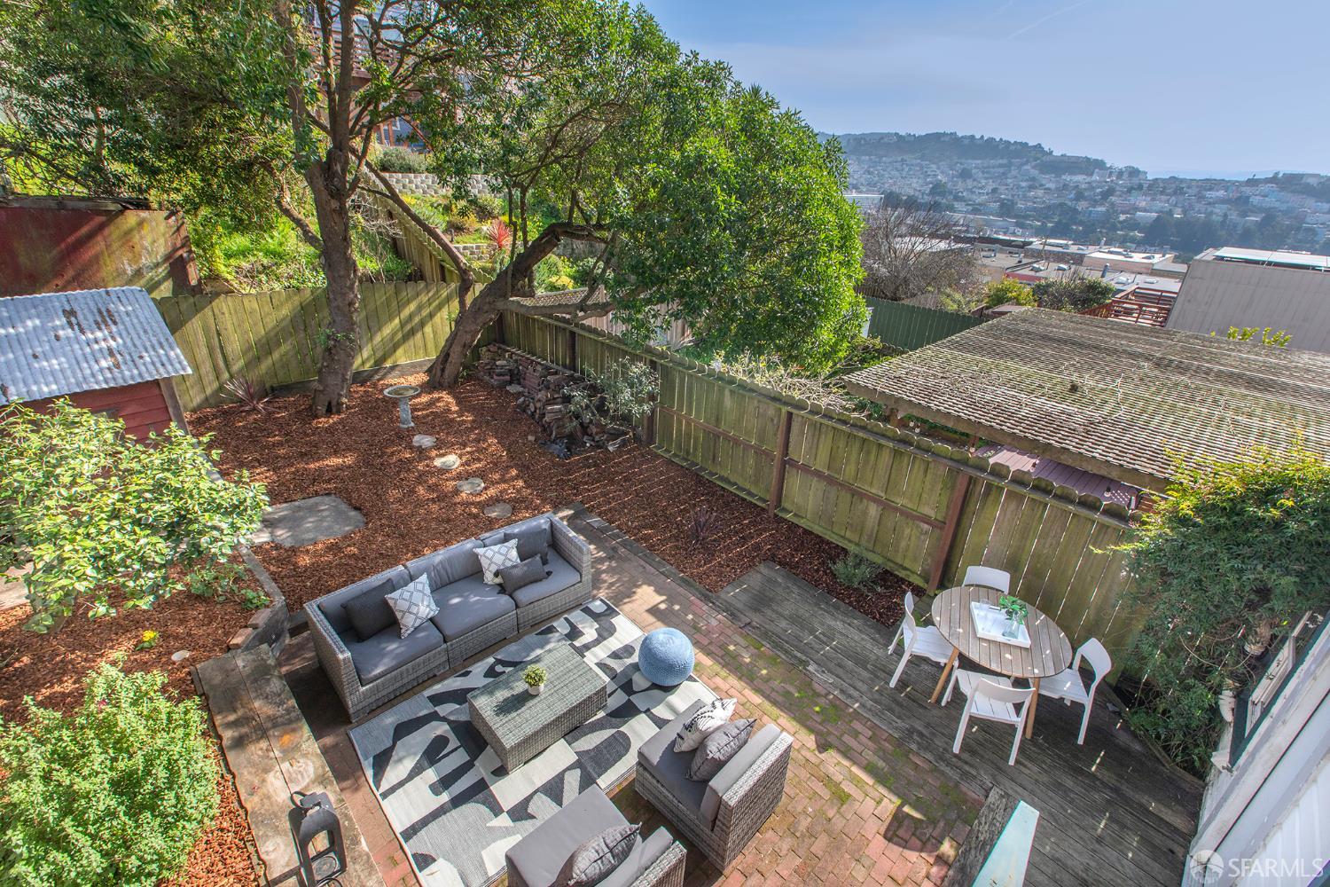 Detail Gallery Image 24 of 36 For 542 Head St, San Francisco,  CA 94132 - 2 Beds | 1 Baths