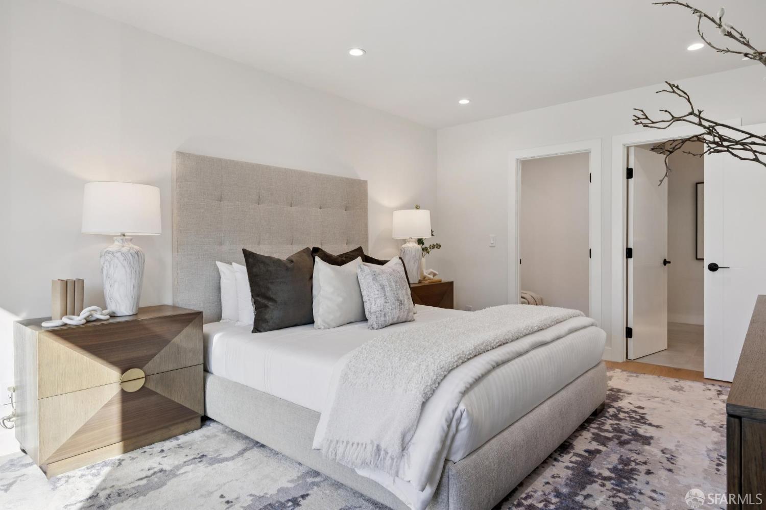 Detail Gallery Image 34 of 60 For 2020 20th Ave, San Francisco,  CA 94116 - 4 Beds | 3 Baths