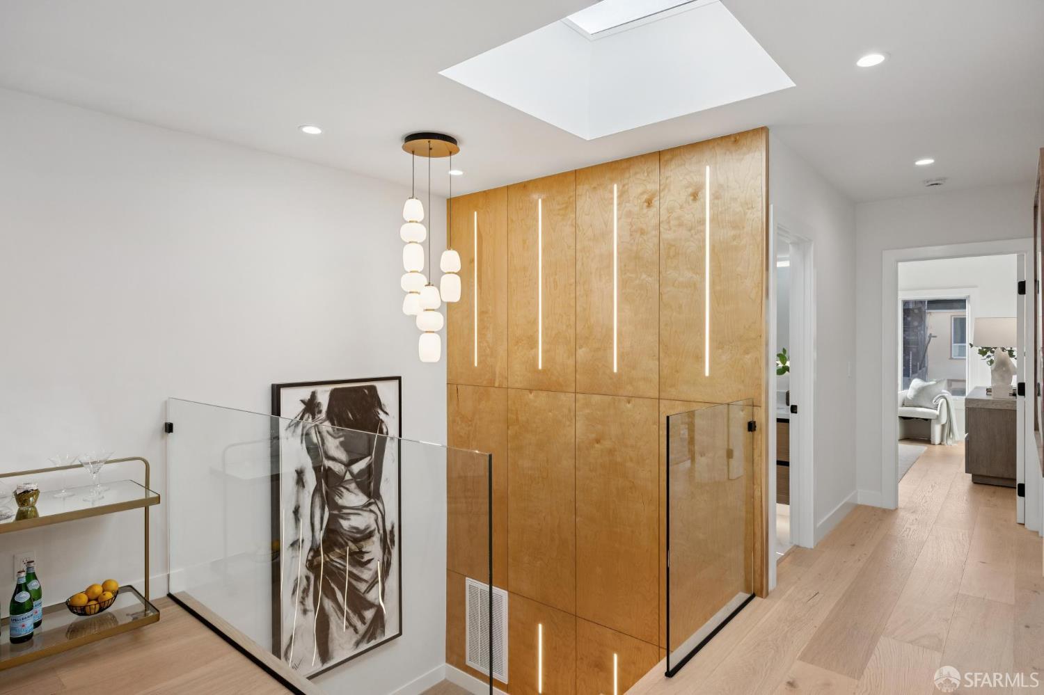 Detail Gallery Image 7 of 60 For 2020 20th Ave, San Francisco,  CA 94116 - 4 Beds | 3 Baths