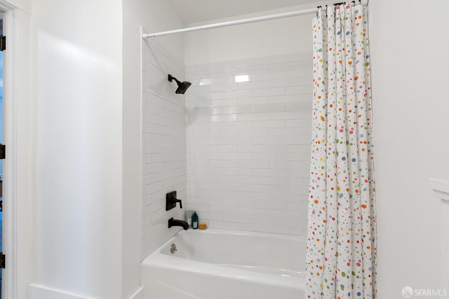 Detail Gallery Image 25 of 43 For 4300 West St, Oakland,  CA 94608 - 0 Beds | 1 Baths