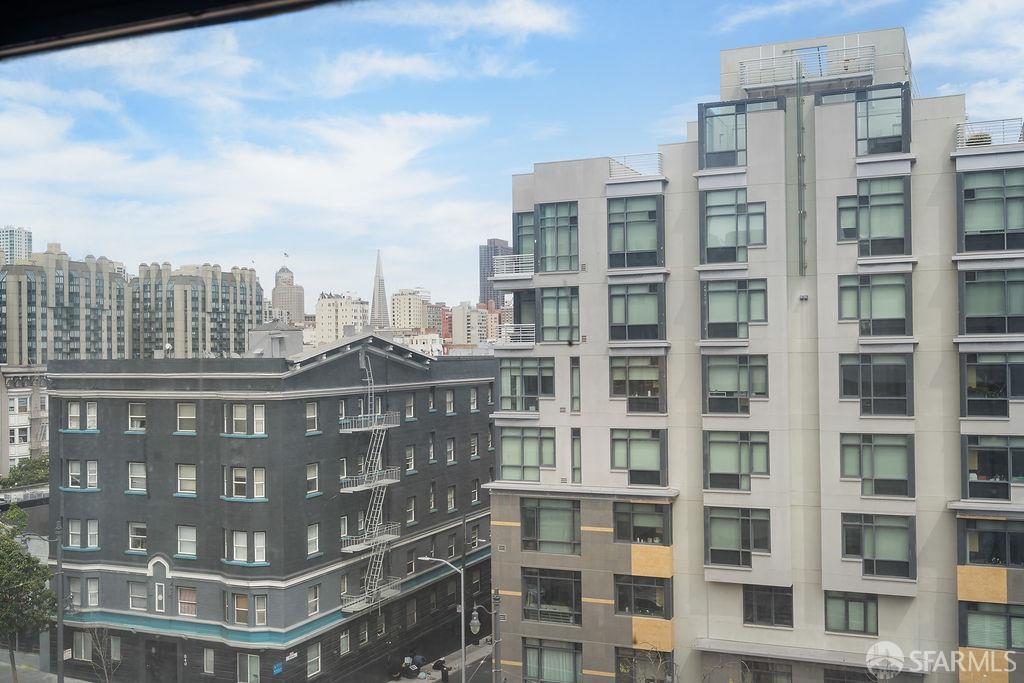 Detail Gallery Image 33 of 34 For 203 Willow St #503,  San Francisco,  CA 94109 - – Beds | – Baths