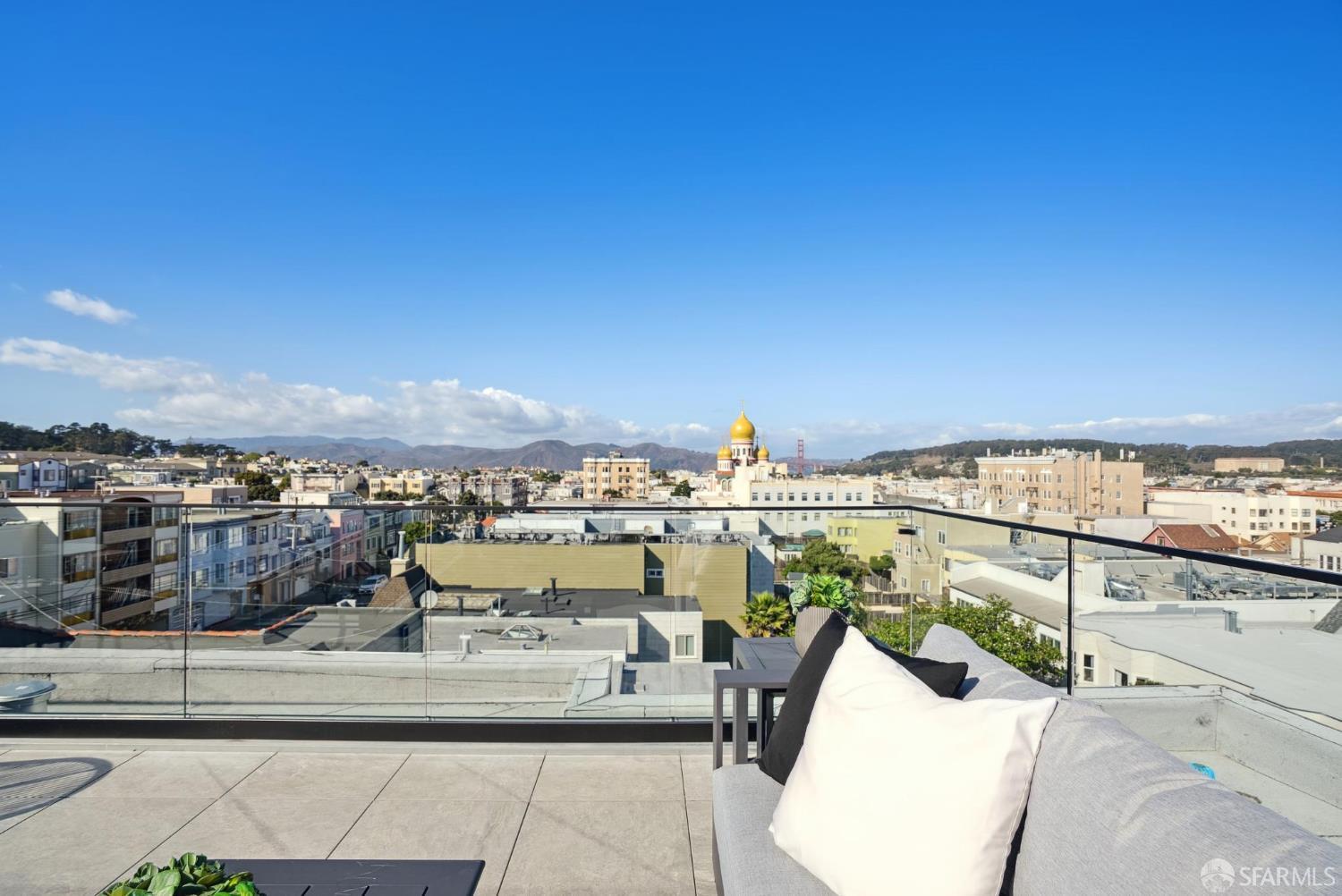 Detail Gallery Image 30 of 34 For 576 27th Ave, San Francisco,  CA 94121 - 3 Beds | 2/1 Baths