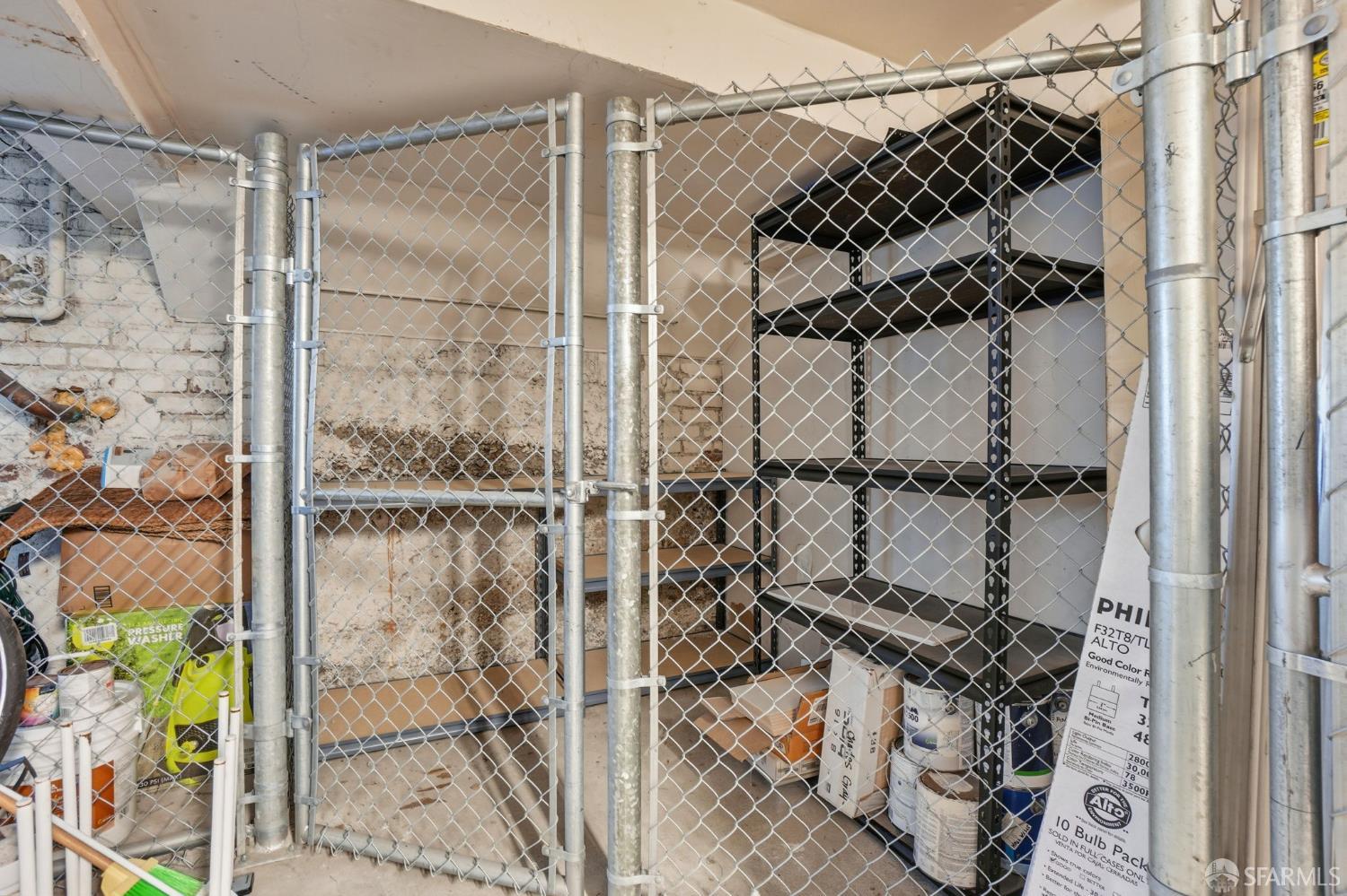 Detail Gallery Image 34 of 42 For 1760 Pacific Ave #4,  San Francisco,  CA 94109 - 3 Beds | 2 Baths