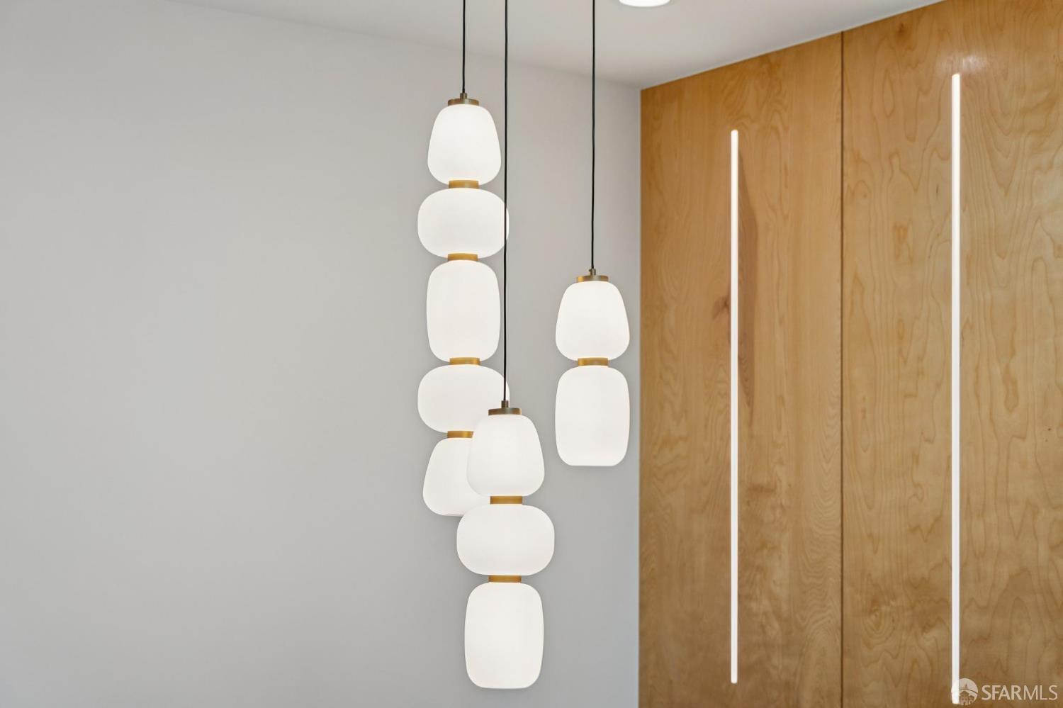 Detail Gallery Image 8 of 60 For 2020 20th Ave, San Francisco,  CA 94116 - 4 Beds | 3 Baths