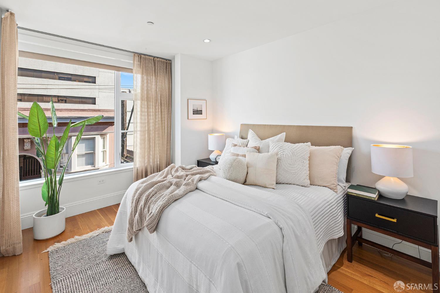 Detail Gallery Image 11 of 36 For 1356 Stevenson St, San Francisco,  CA 94103 - 3 Beds | 3 Baths