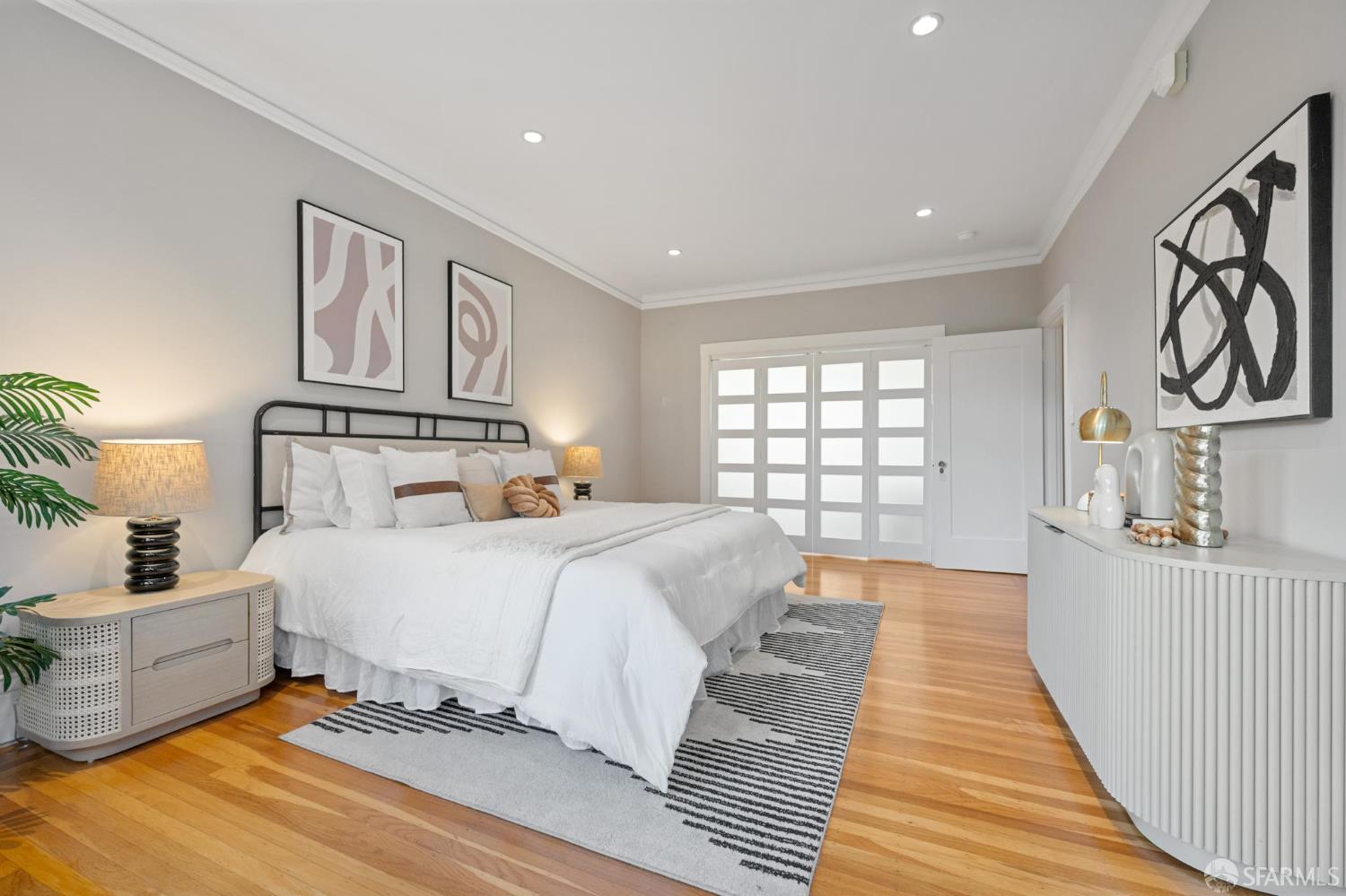 Detail Gallery Image 15 of 27 For 1267 Chestnut St #3,  San Francisco,  CA 94118 - 2 Beds | 1 Baths