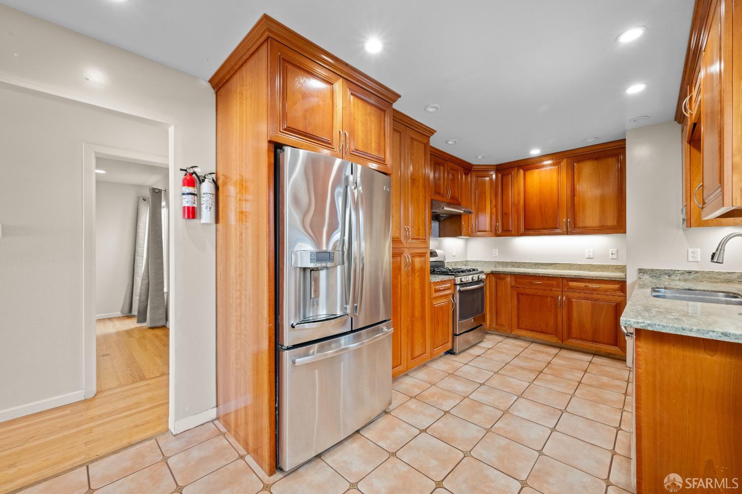 Detail Gallery Image 13 of 21 For 329 Woolsey St, San Francisco,  CA 94134 - – Beds | – Baths